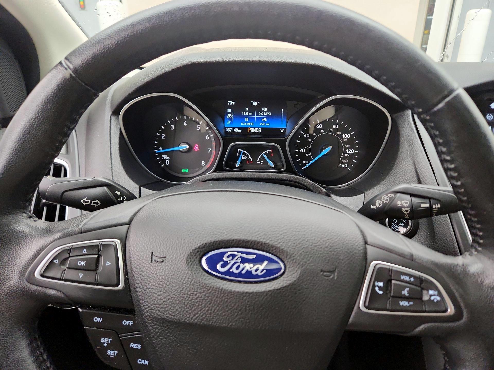 Thumbnail: 2017 Ford Focus - 10