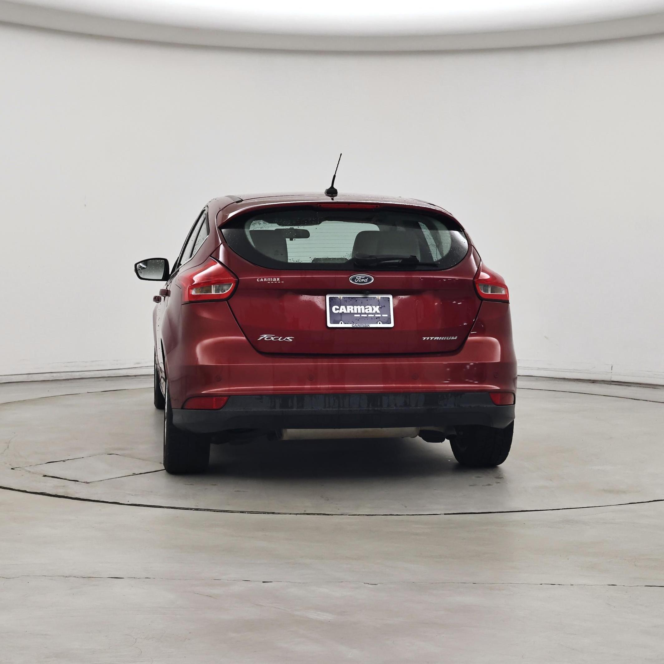 Thumbnail: 2017 Ford Focus - 6