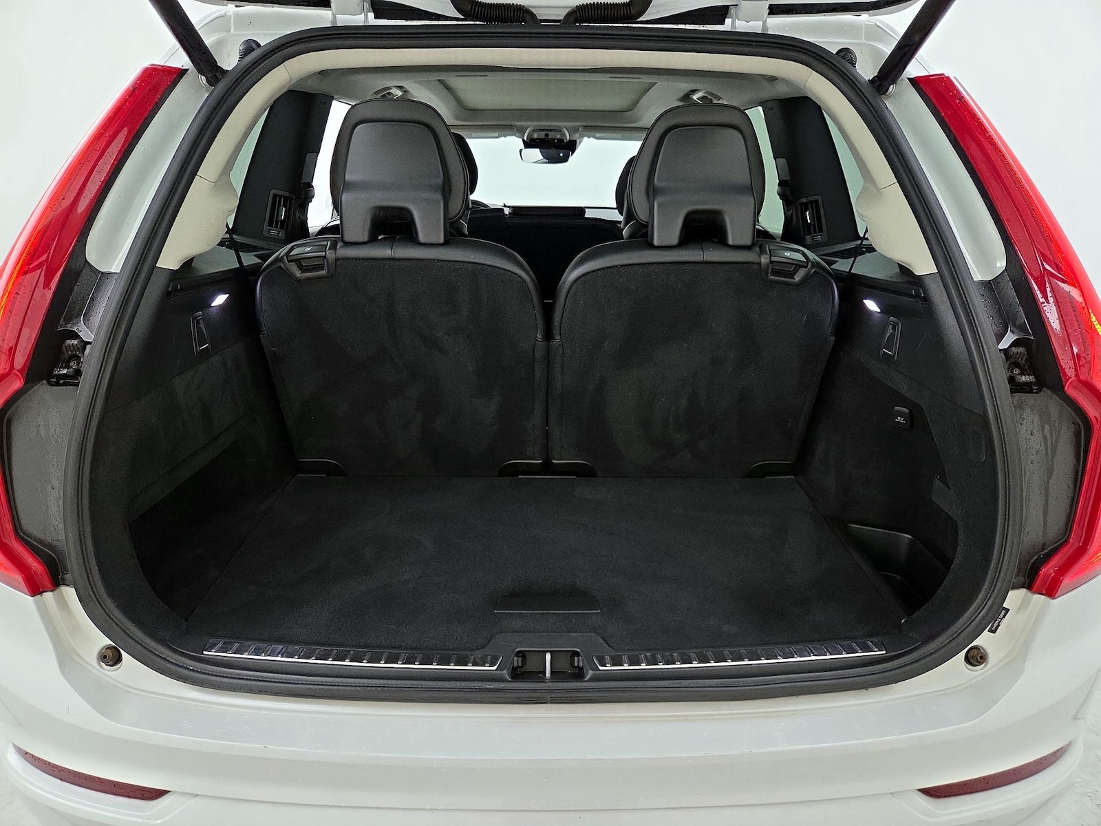 2020 Volvo XC90 Momentum - Photo 24