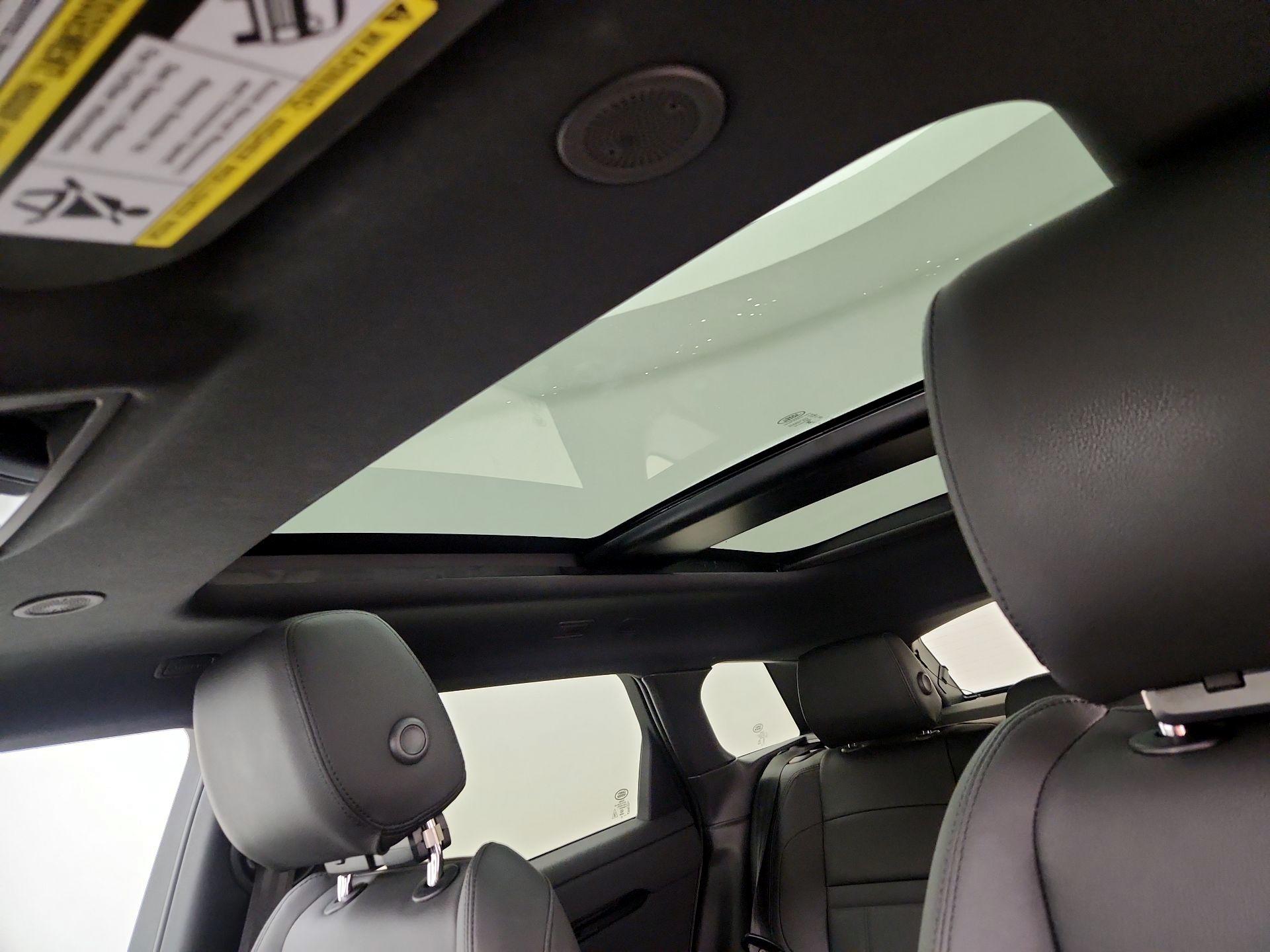 Thumbnail: 2024 Land Rover Range Rover Evoque - 20