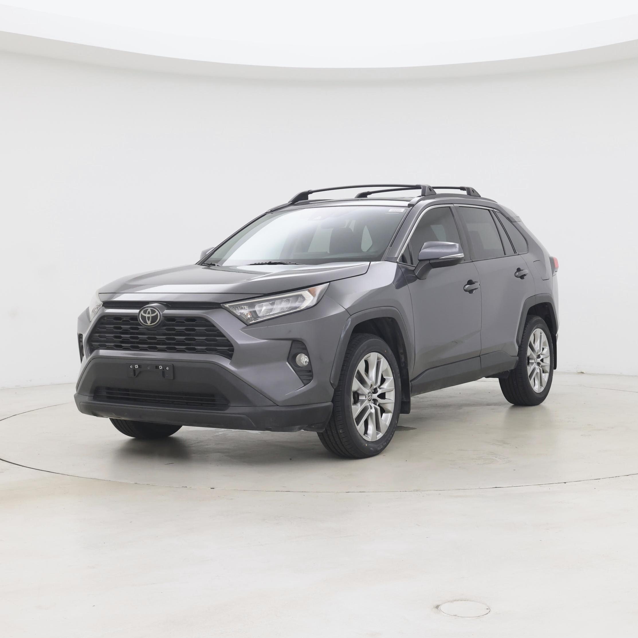 Thumbnail: 2021 Toyota RAV4 - 4