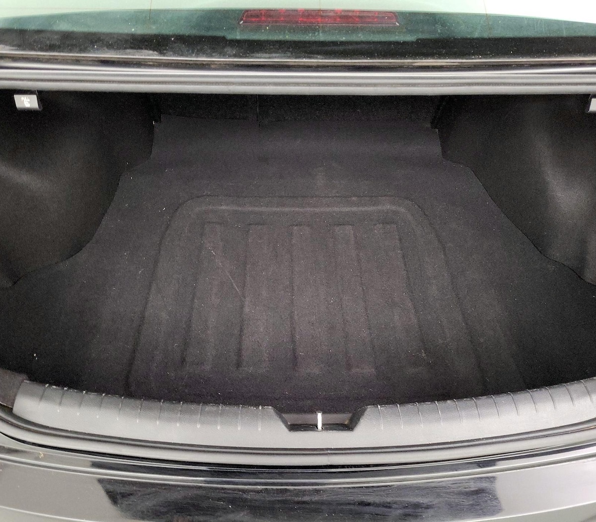 Trunk/Cargo (Seats Up)