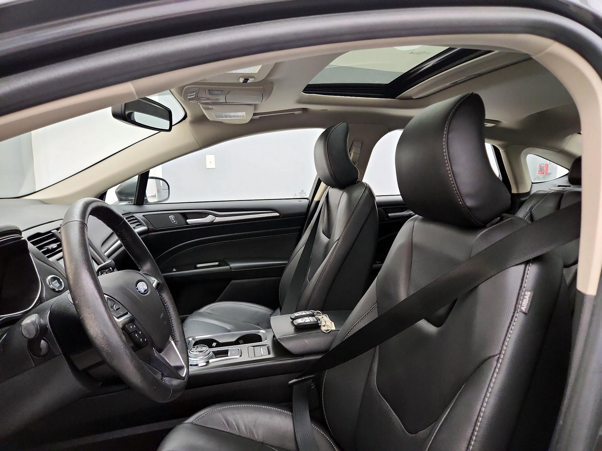 Thumbnail: 2017 Ford Fusion - 20