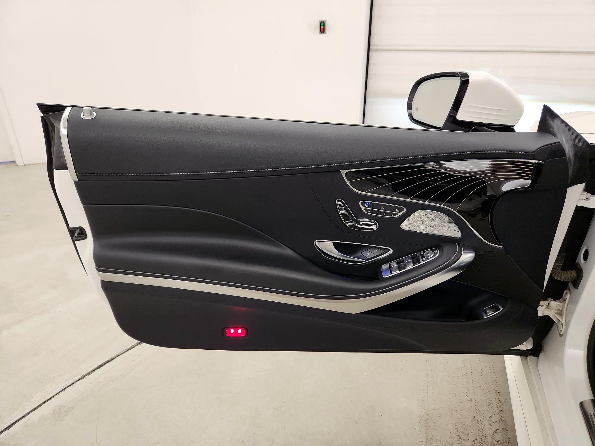 Thumbnail: 2016 Mercedes-Benz S-Class - 12