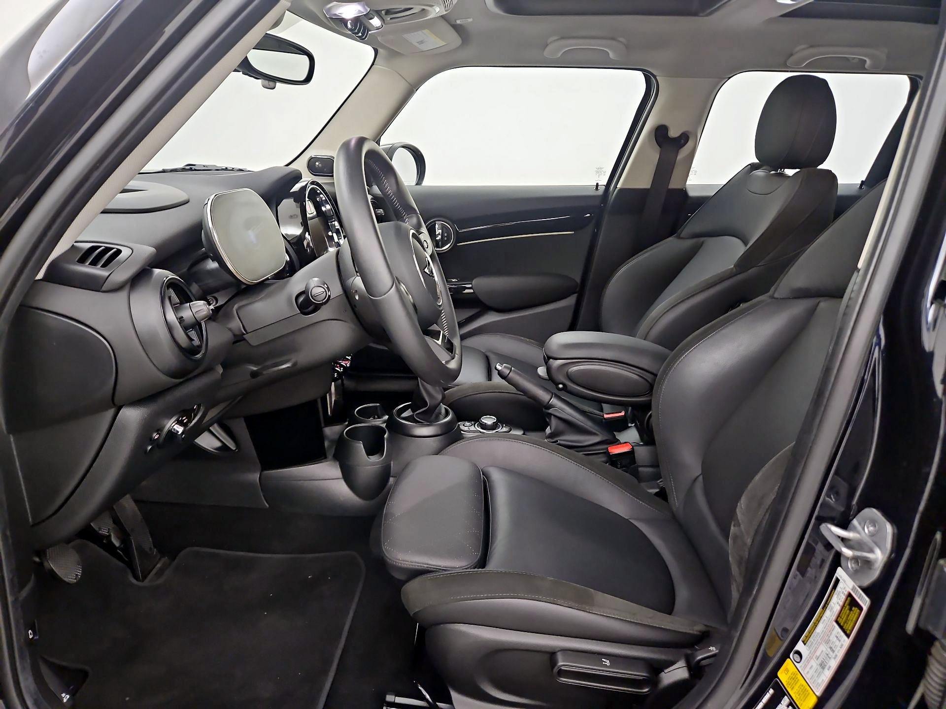 Thumbnail: 2024 MINI Cooper Hardtop - 11