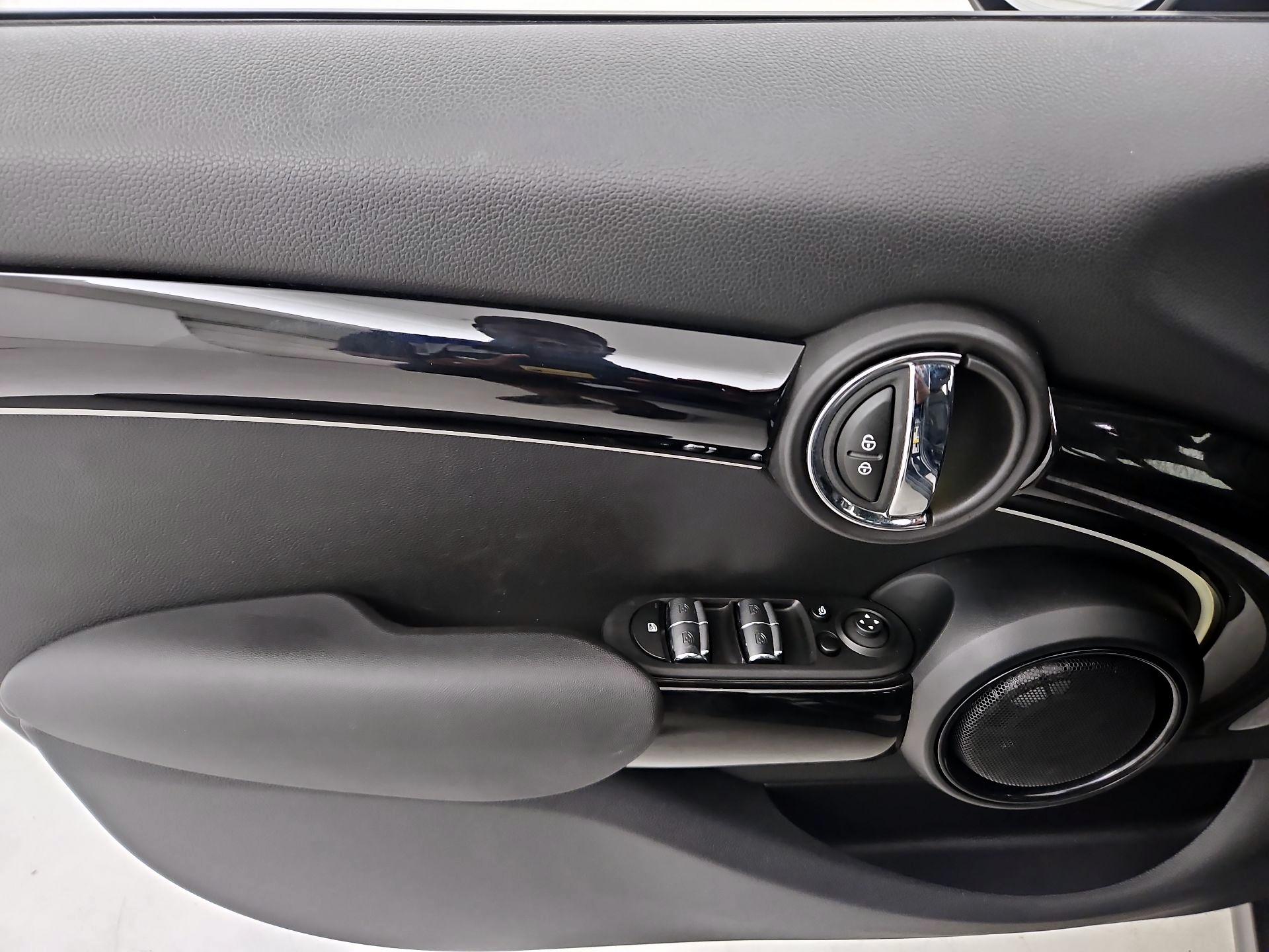 Thumbnail: 2024 MINI Cooper Hardtop - 12