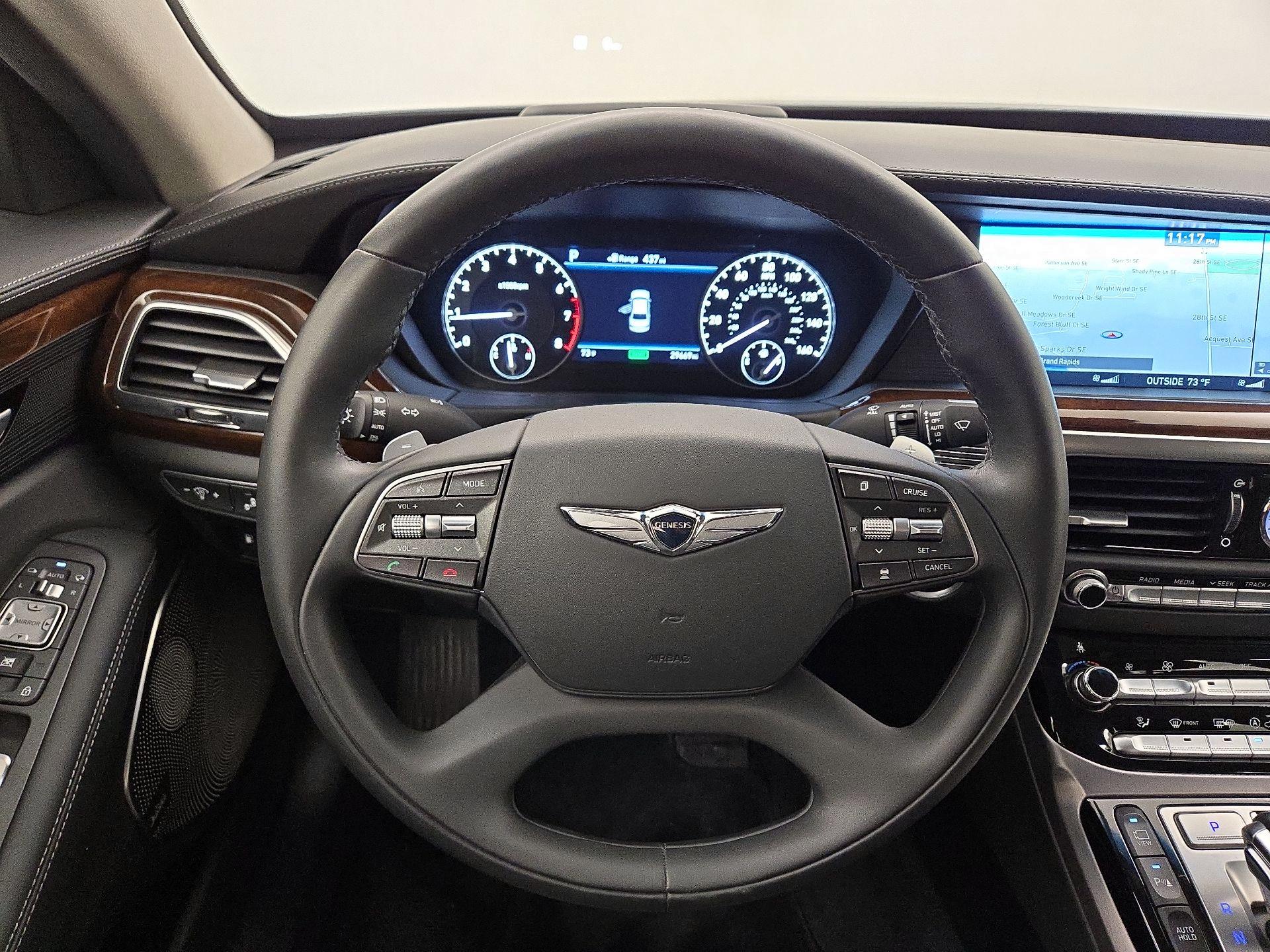 Thumbnail: 2019 Genesis G90 - 10
