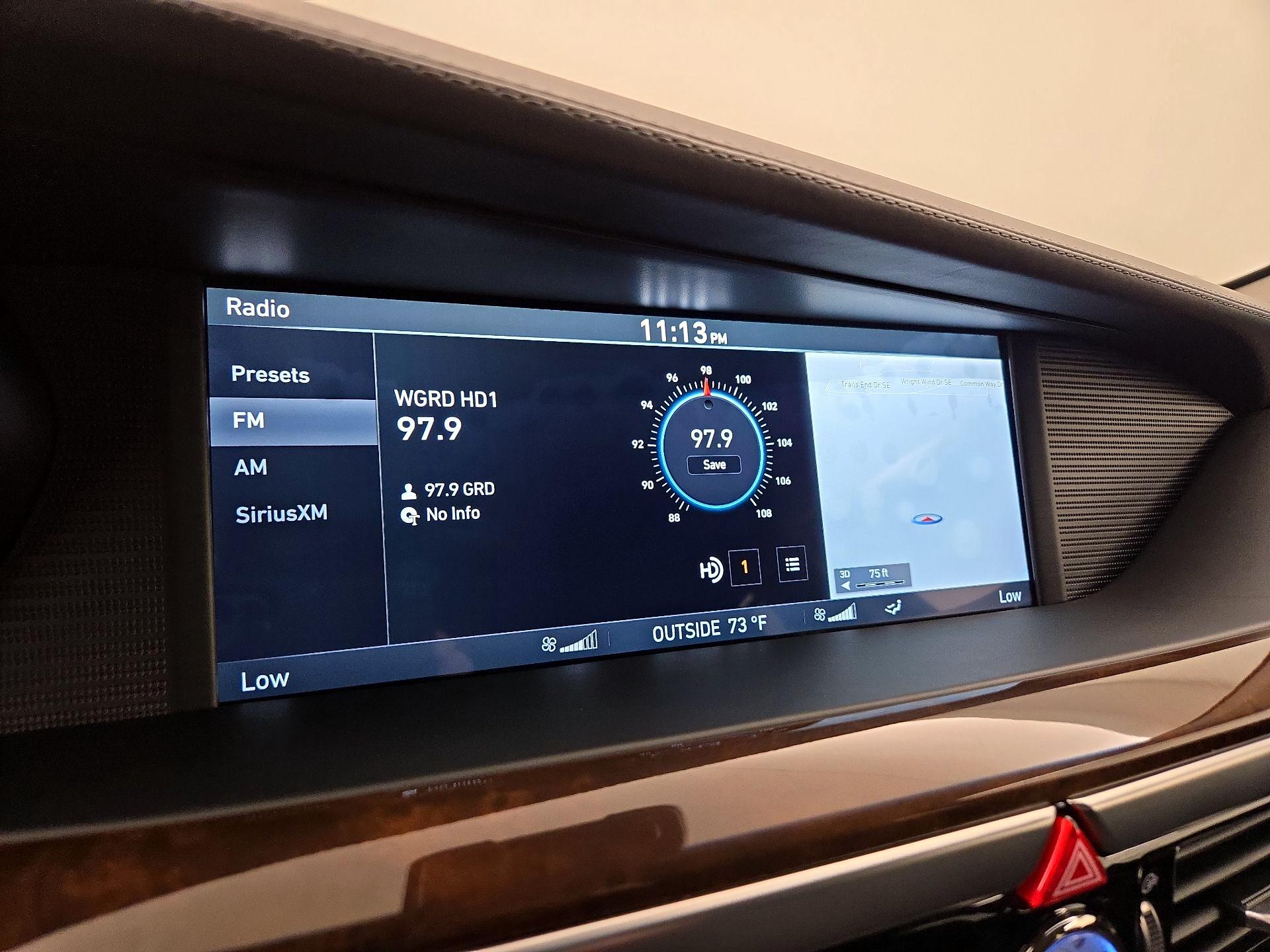 Thumbnail: 2019 Genesis G90 - 16