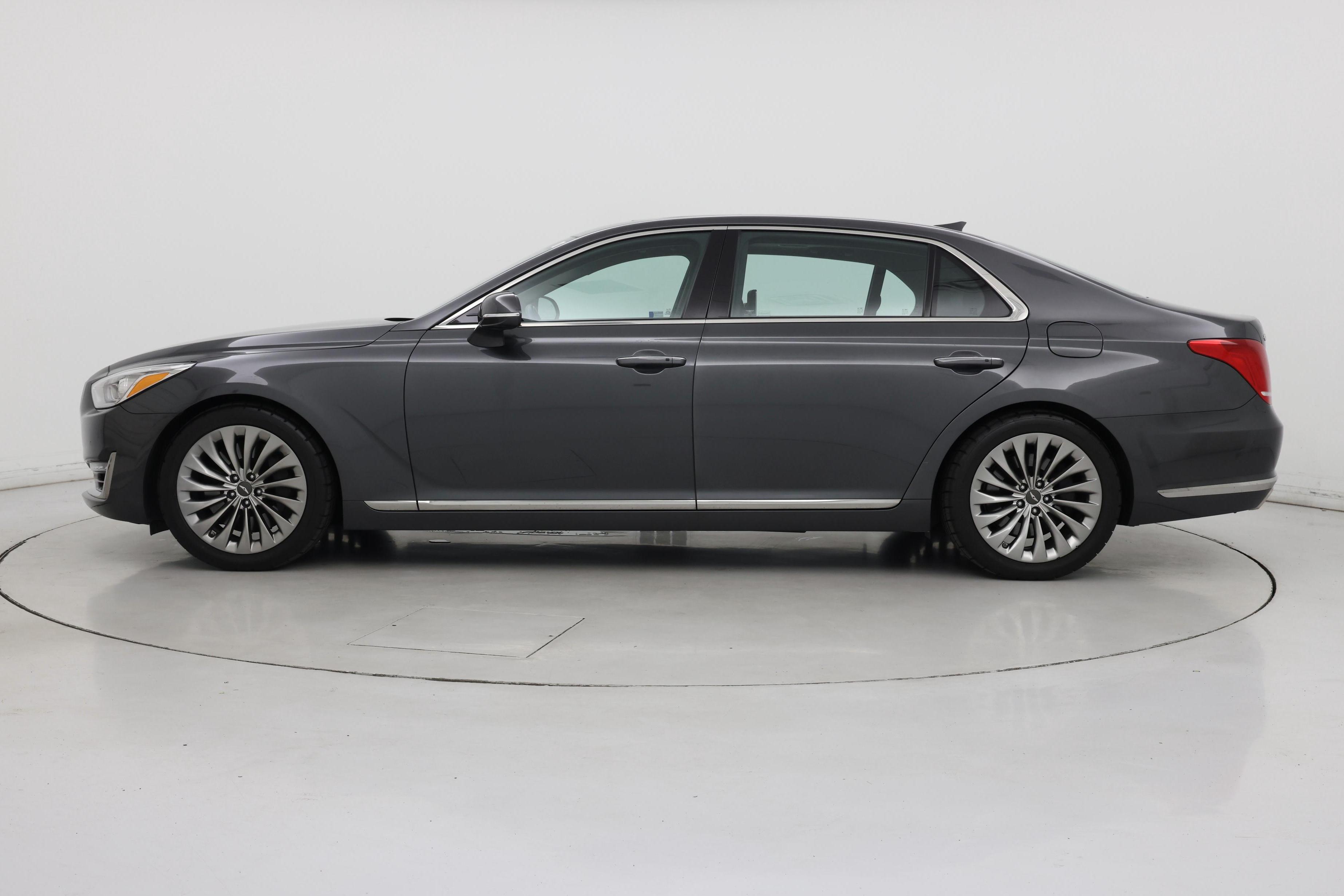 Thumbnail: 2019 Genesis G90 - 3