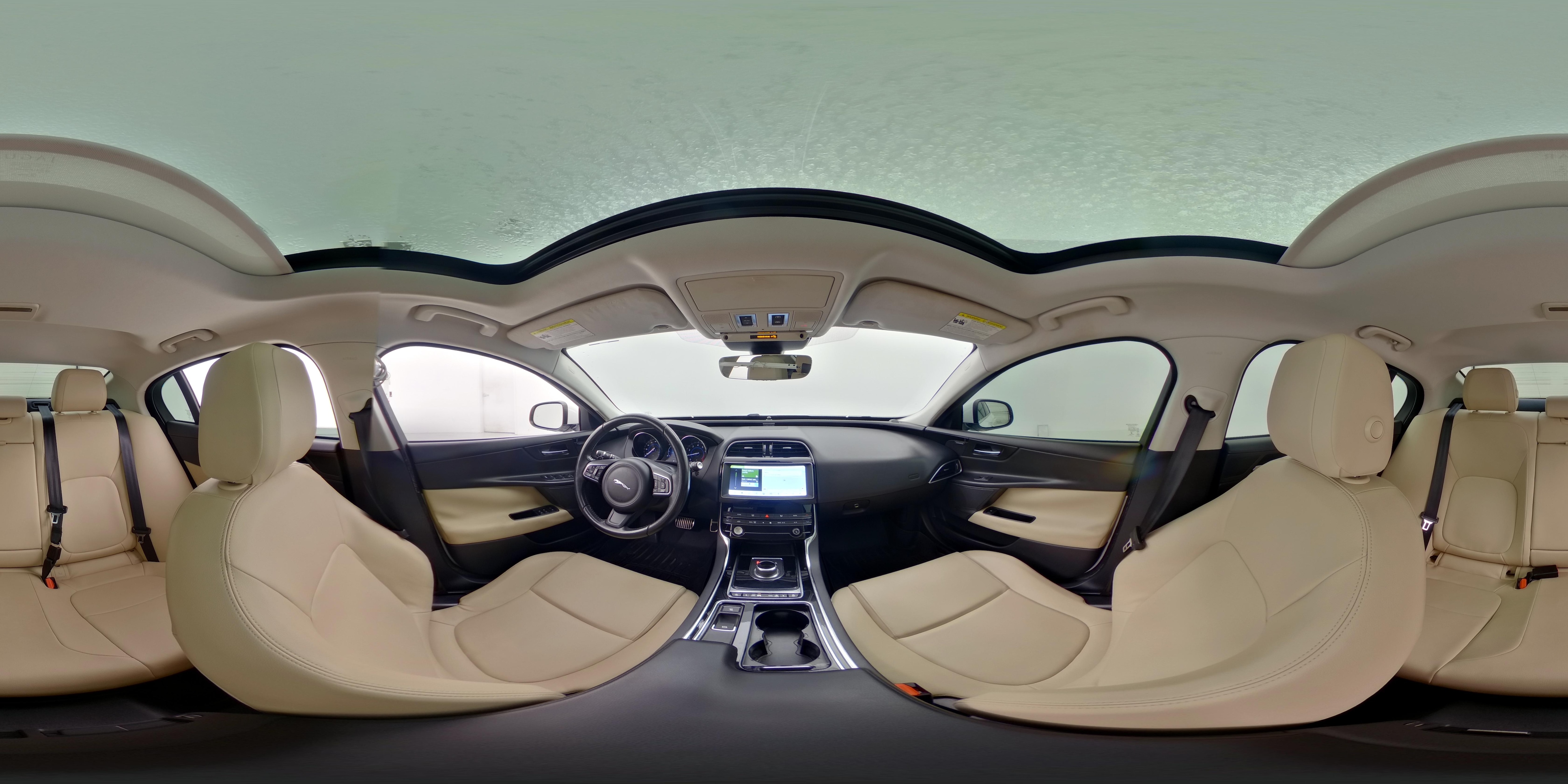 2019 Jaguar XE Premium - Photo 26