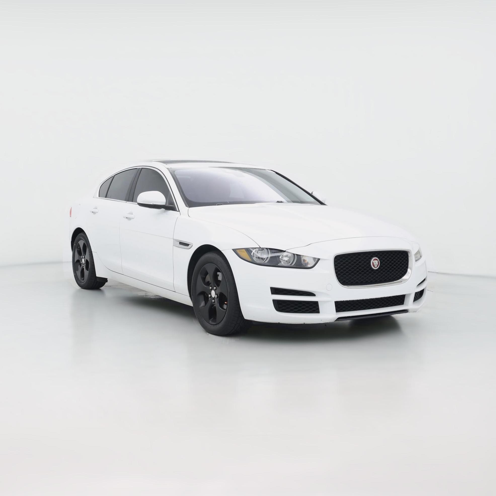 Thumbnail: 2019 Jaguar XE - 1