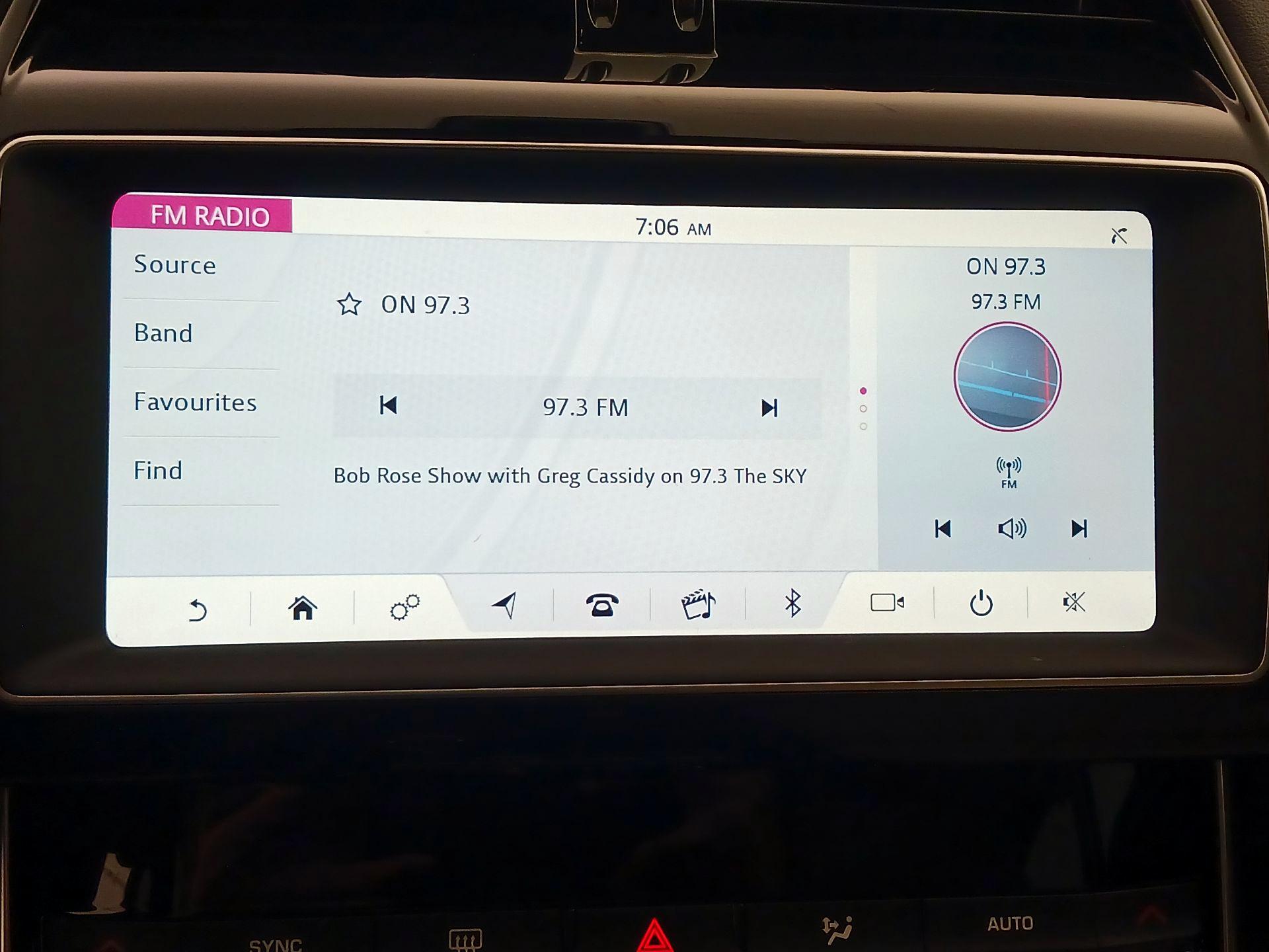 Thumbnail: 2019 Jaguar XE - 16
