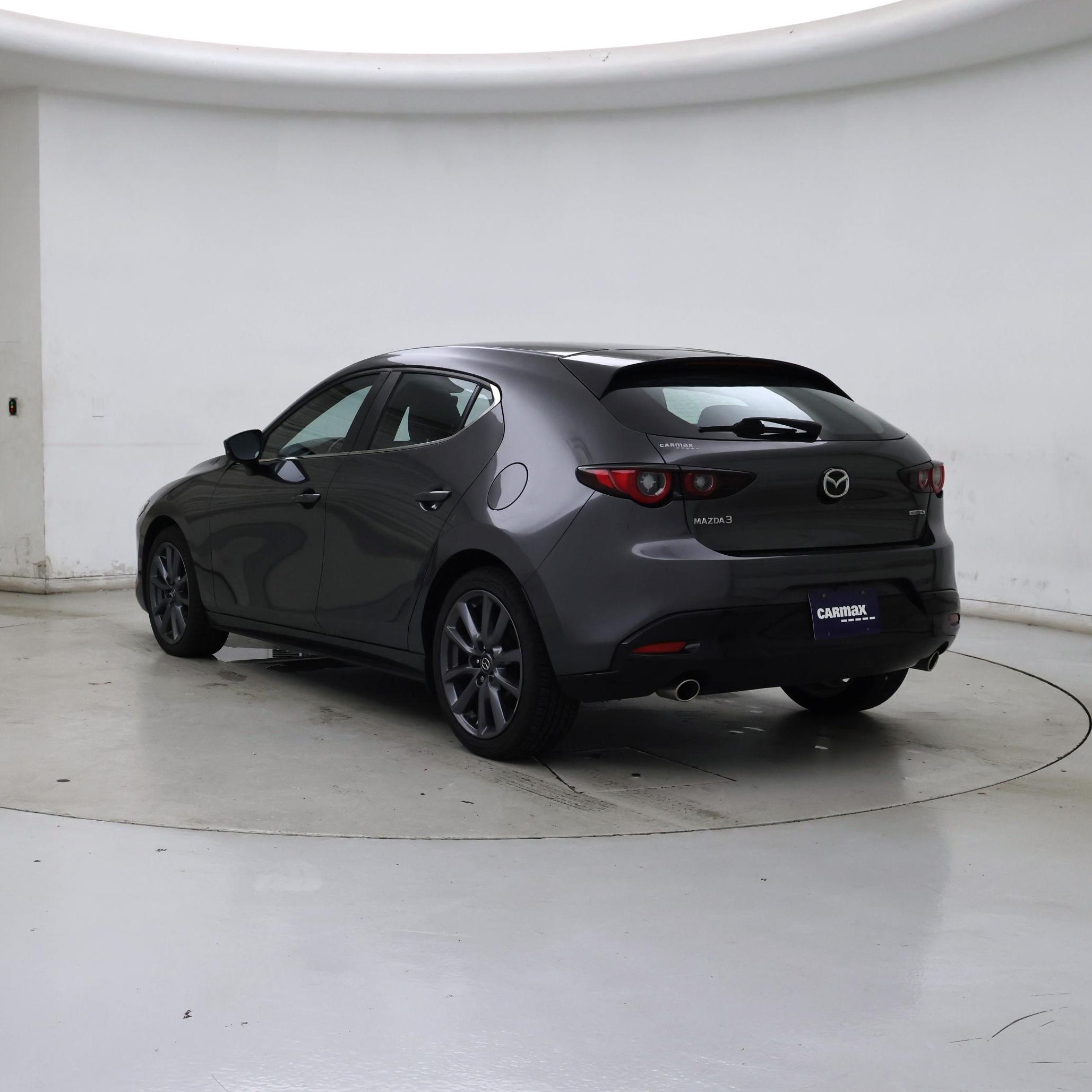 Thumbnail: 2022 Mazda Mazda3 - 2