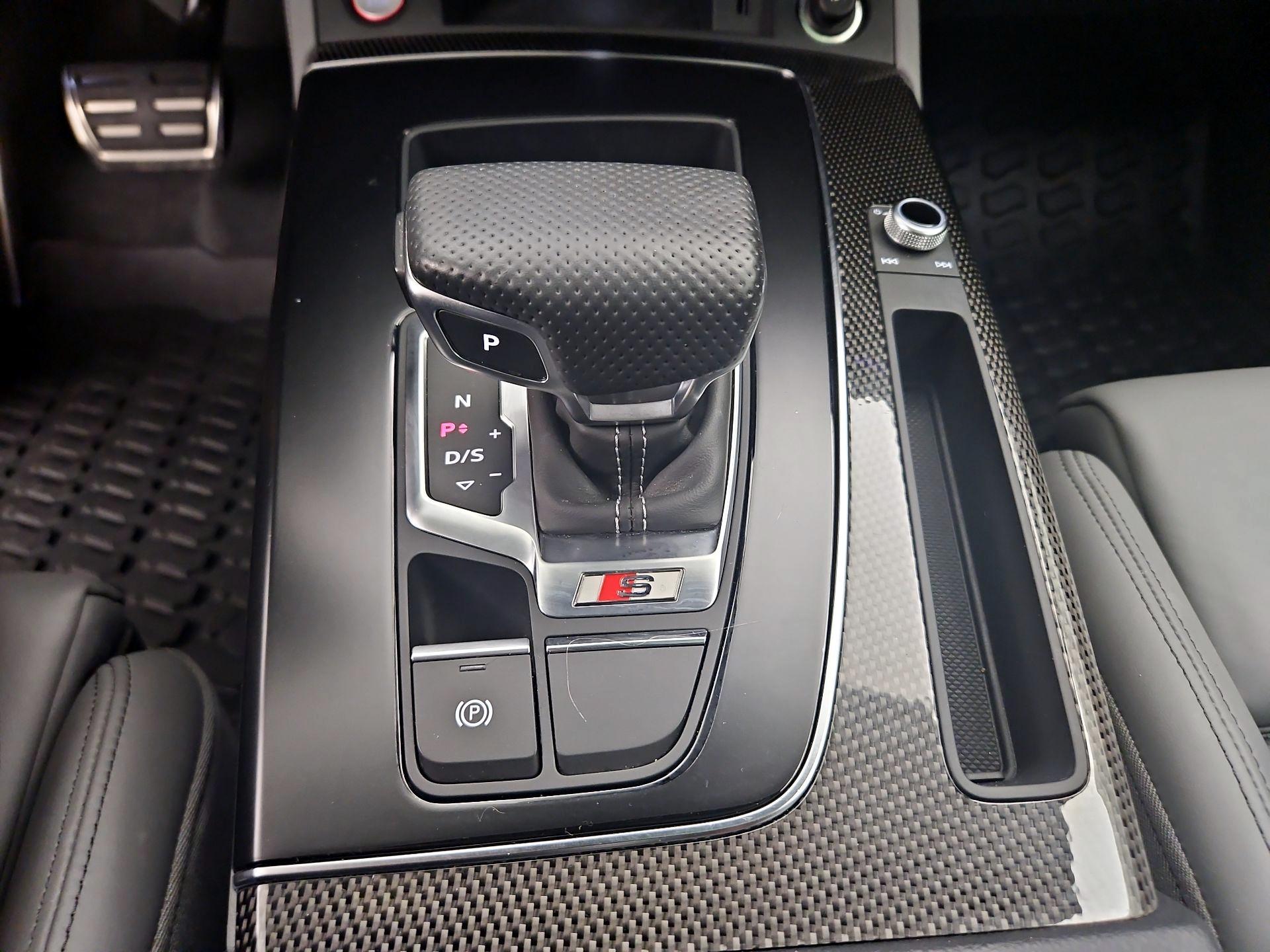 Thumbnail: 2021 Audi SQ5 - 17