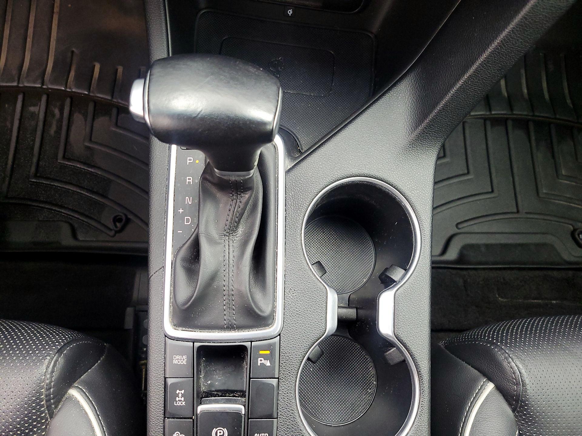 Thumbnail: 2020 Kia Sportage - 18