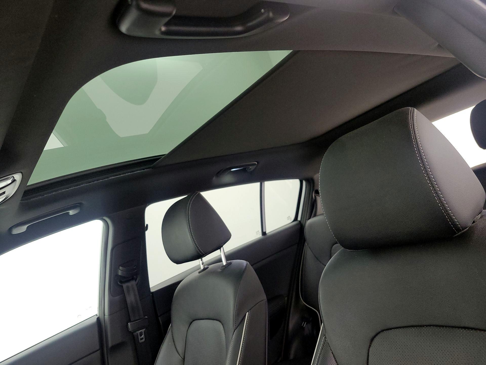 Thumbnail: 2020 Kia Sportage - 20