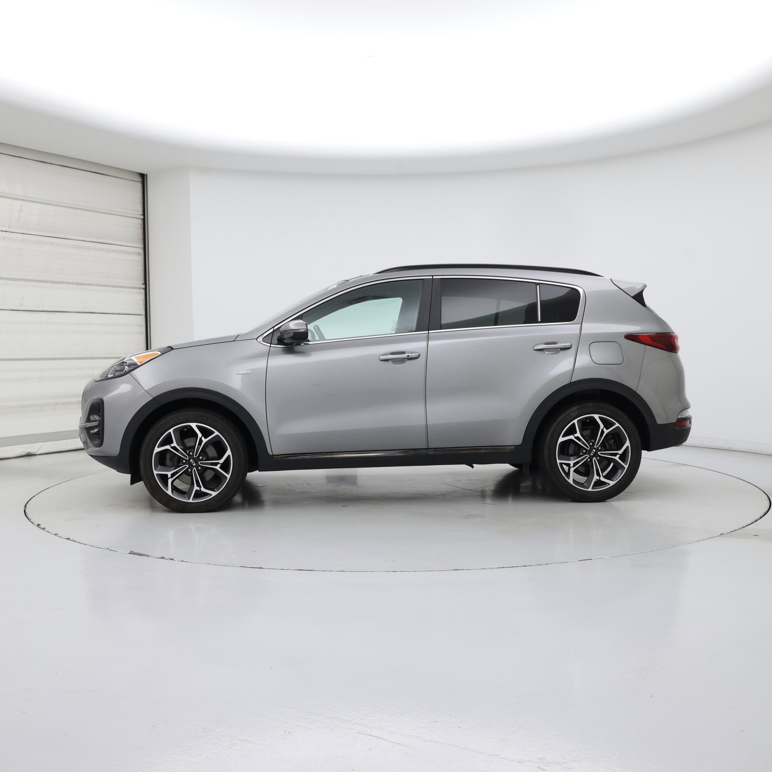 Thumbnail: 2020 Kia Sportage - 3