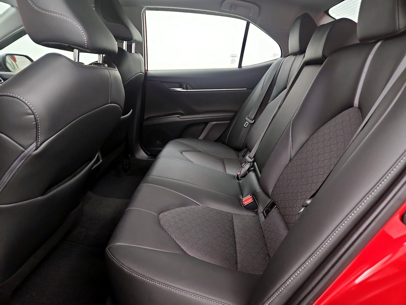 2022 Toyota Camry XSE - Photo 21