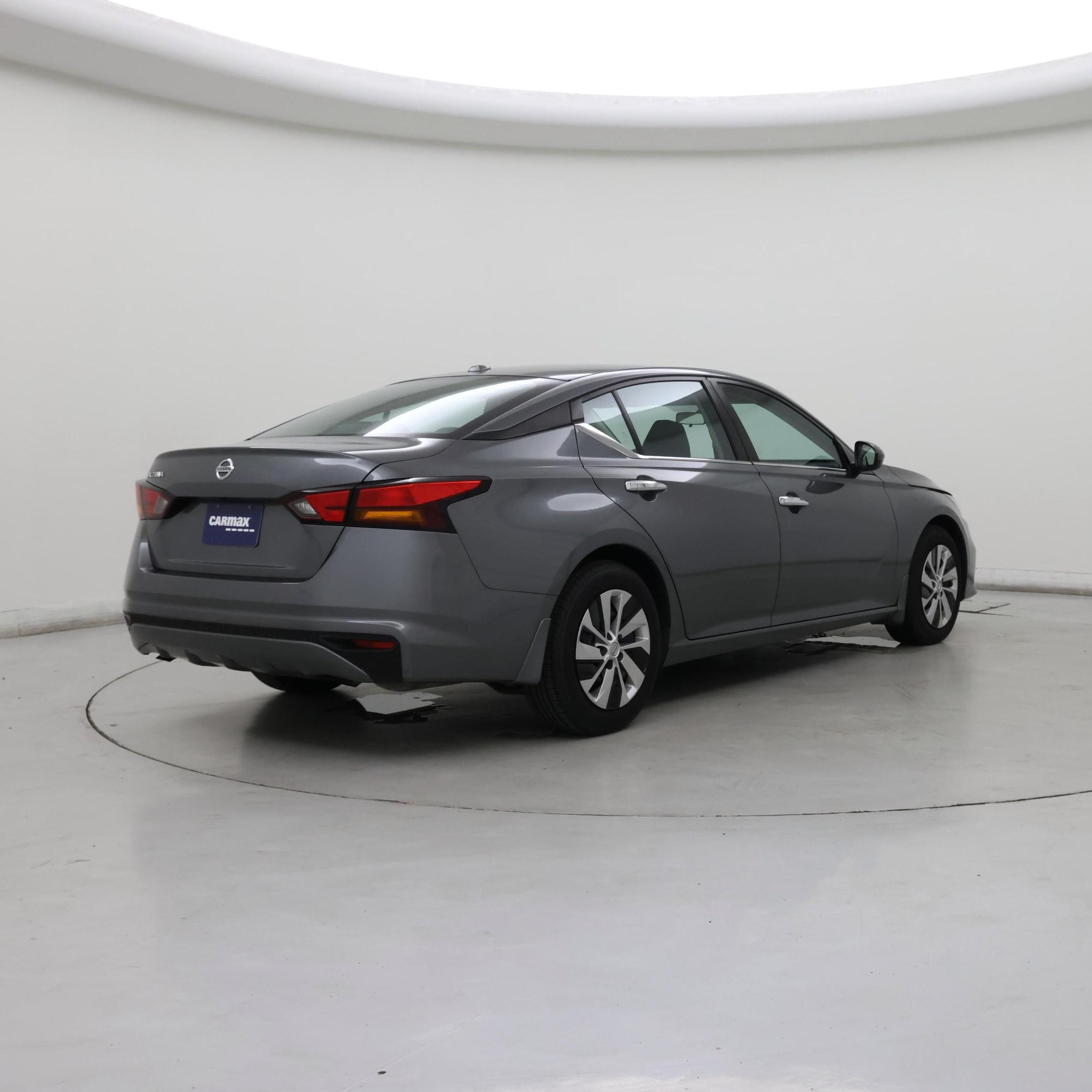 Thumbnail: 2019 Nissan Altima - 8