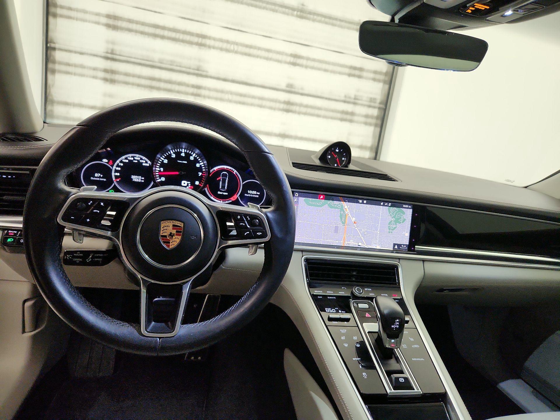 Thumbnail: 2018 Porsche Panamera - 9