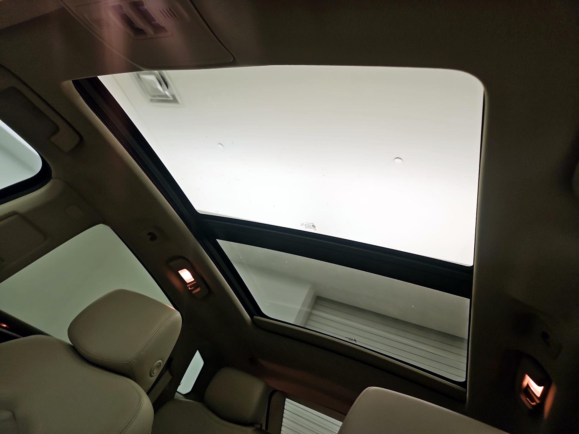 Thumbnail: 2015 Cadillac SRX - 16