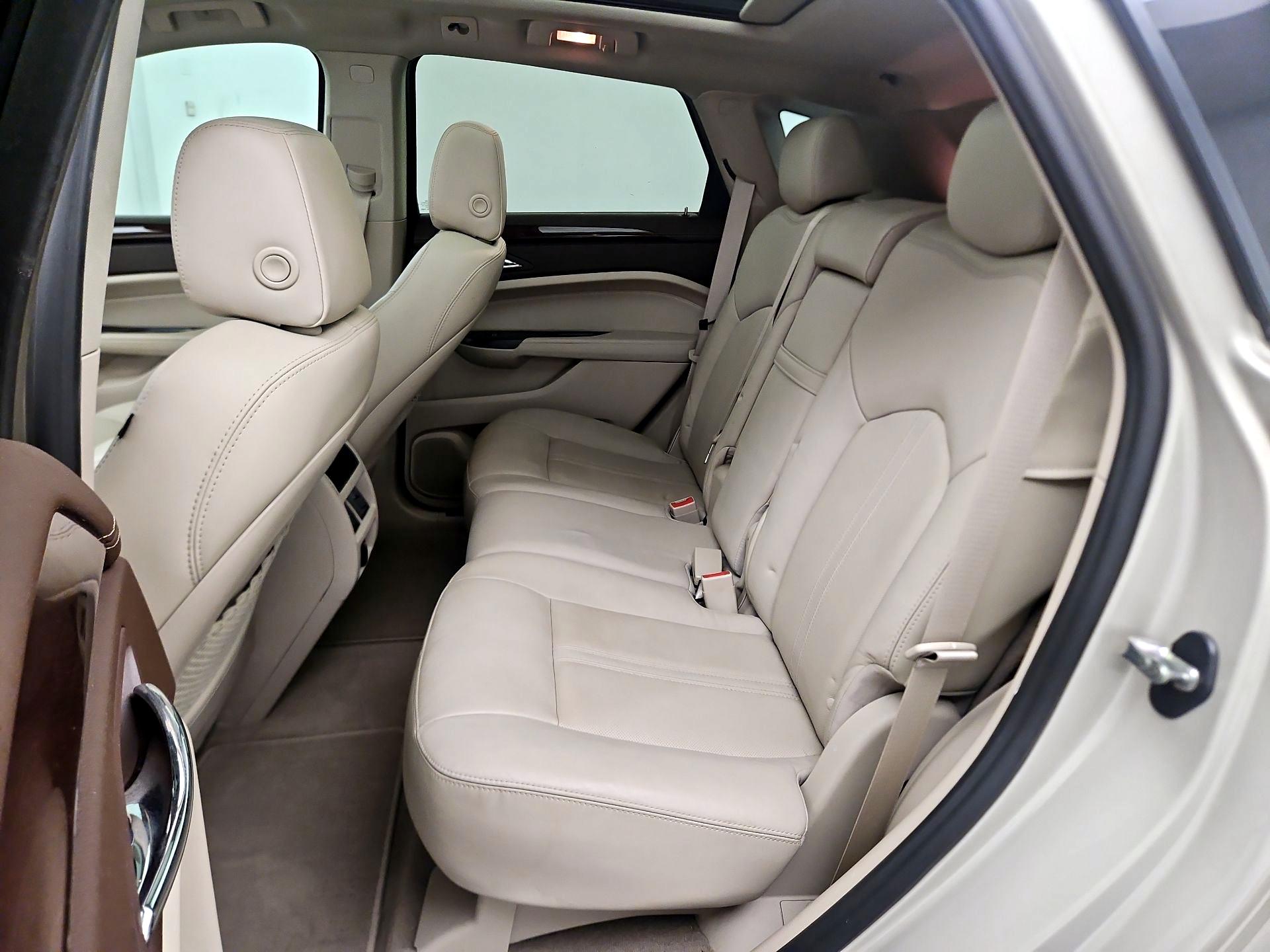 Thumbnail: 2015 Cadillac SRX - 17