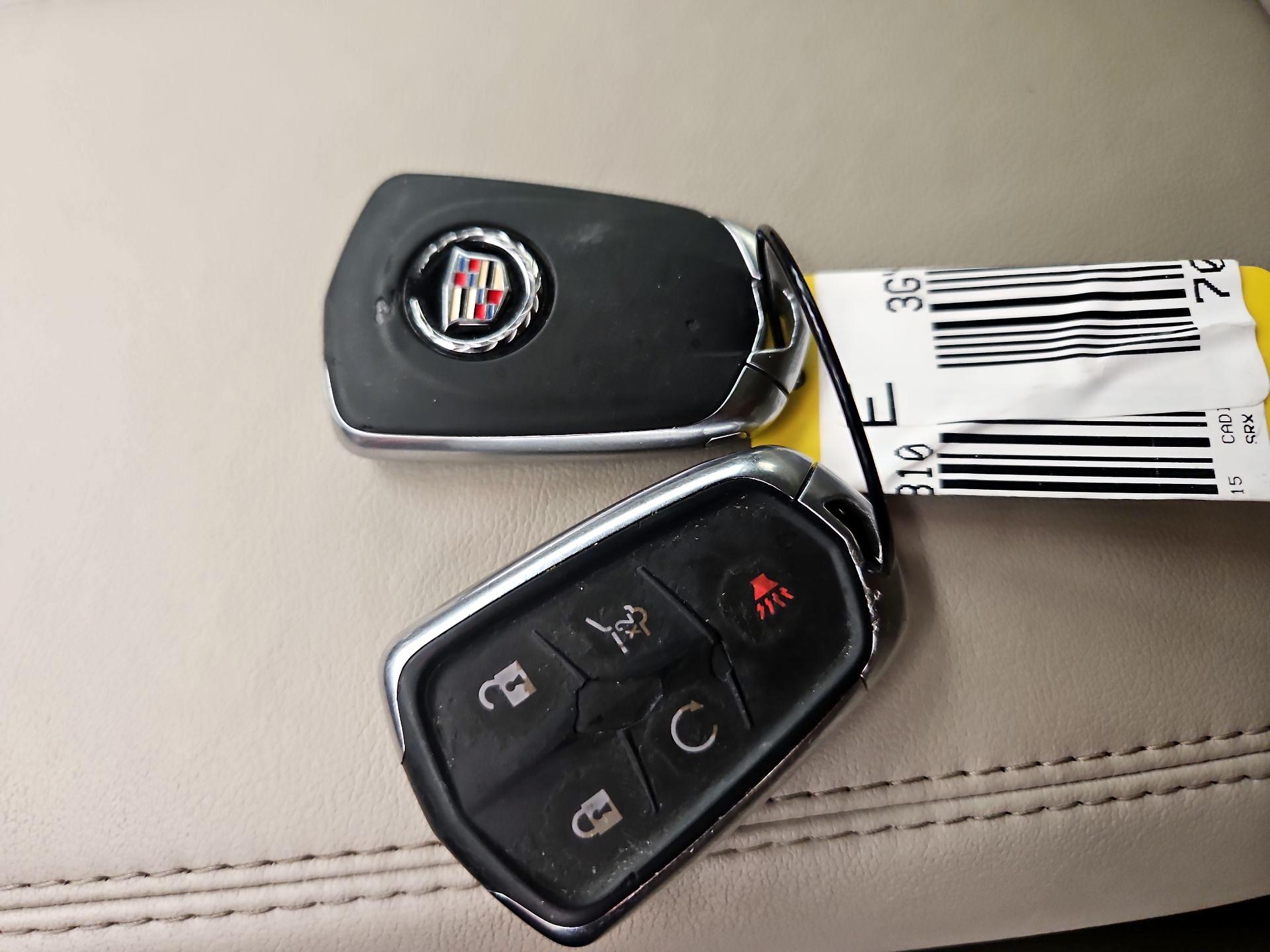 Thumbnail: 2015 Cadillac SRX - 20