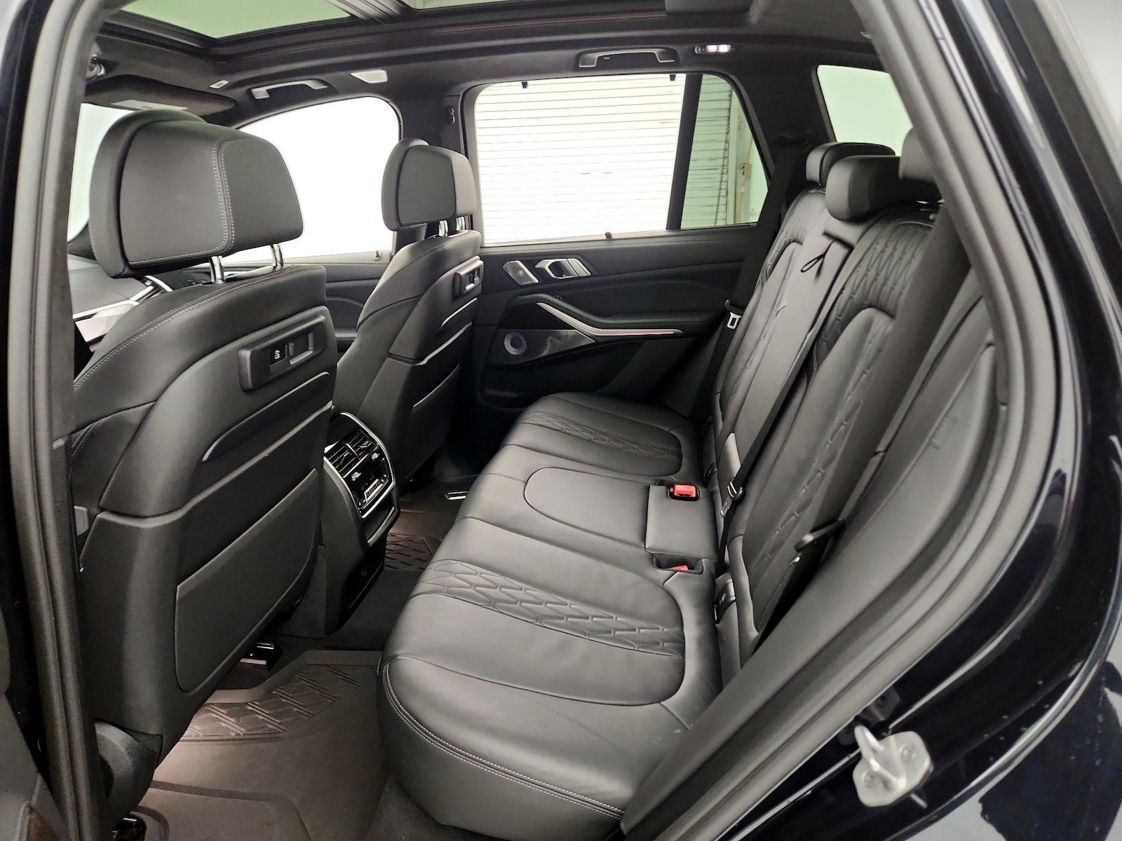 Rear Air Conditioning