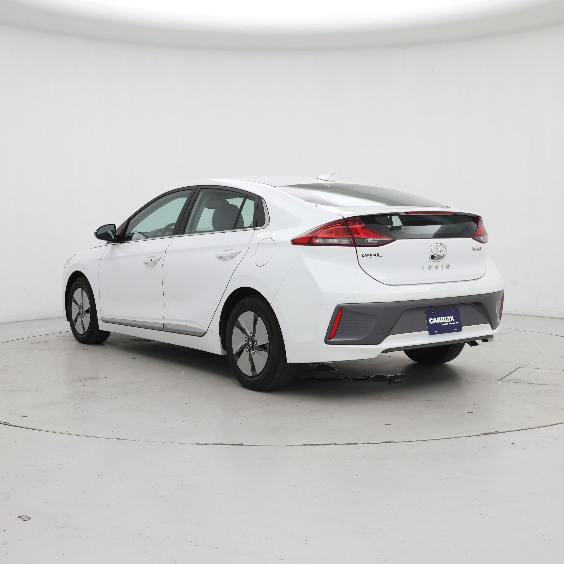 Thumbnail: 2021 Hyundai Ioniq - 2