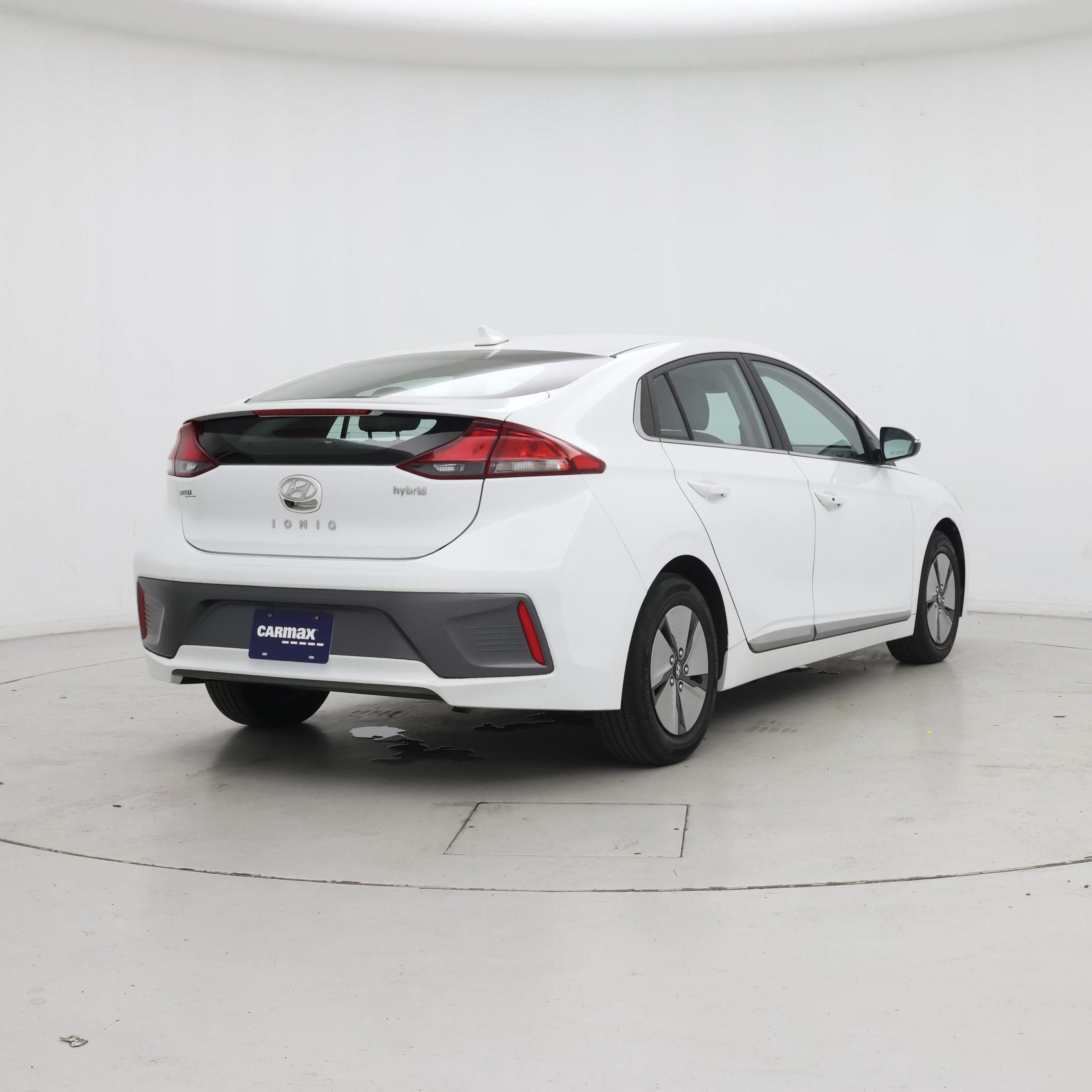 Thumbnail: 2021 Hyundai Ioniq - 8