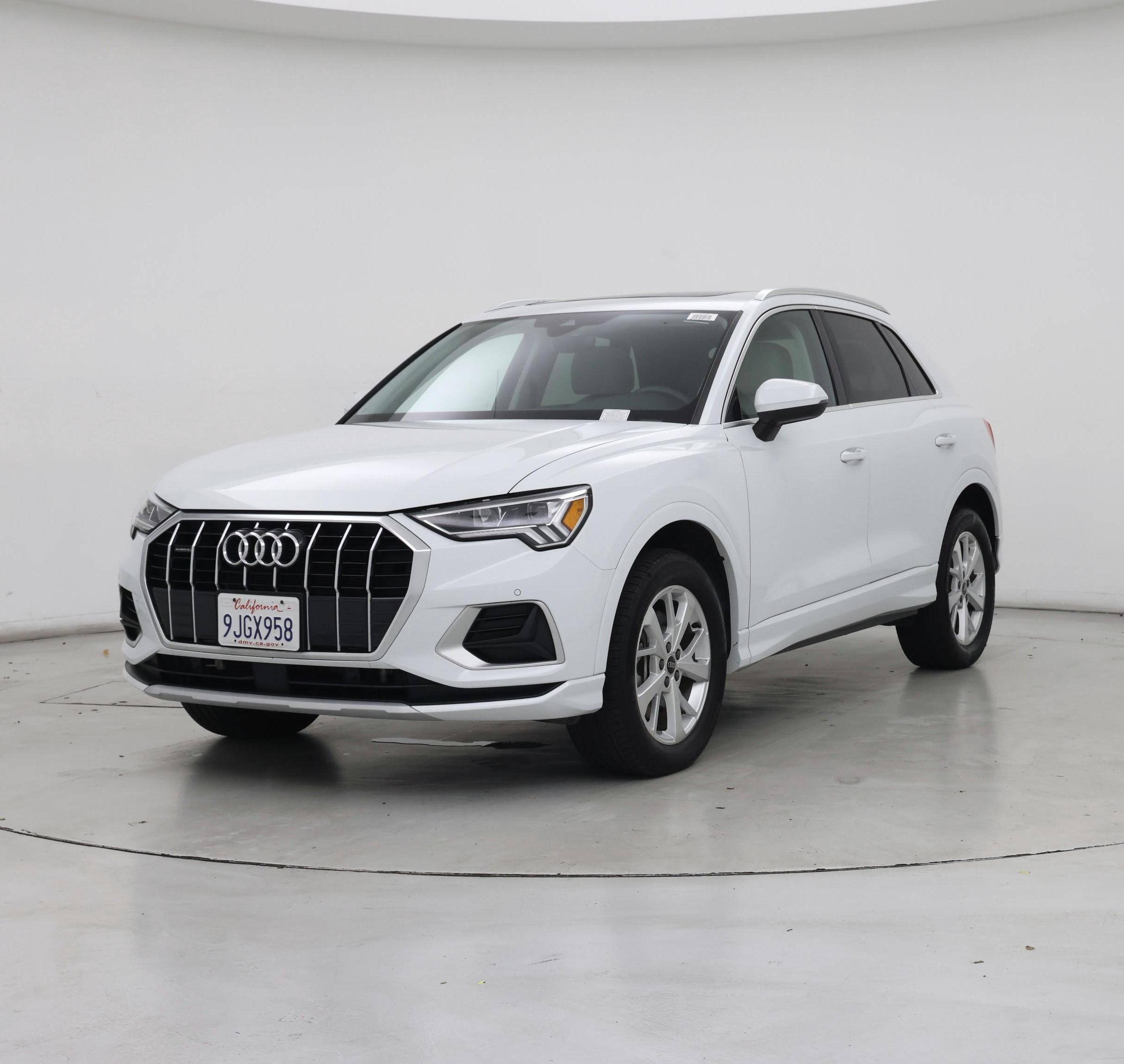 Thumbnail: 2023 Audi Q3 - 4