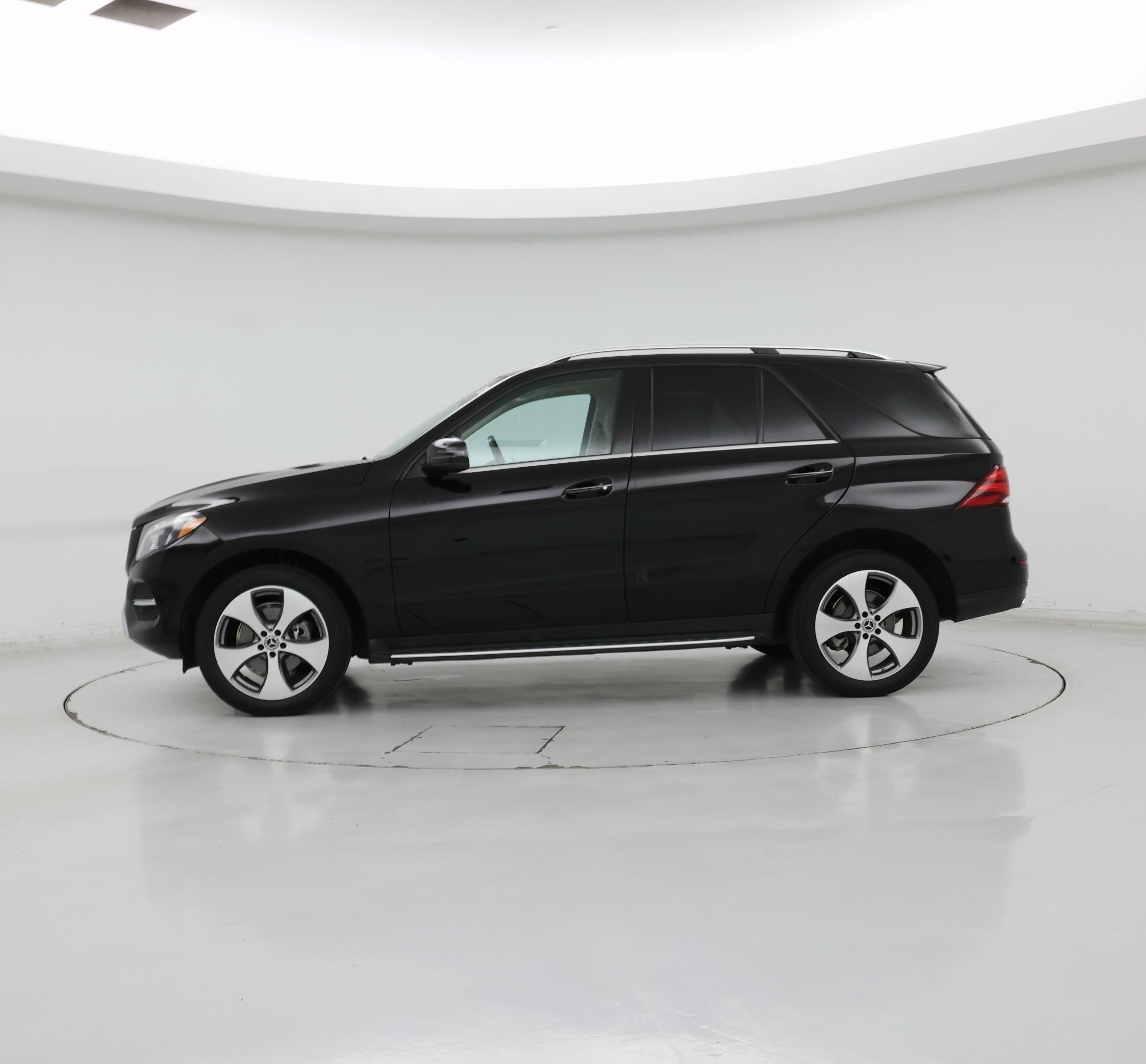 Thumbnail: 2018 Mercedes-Benz GLE - 3
