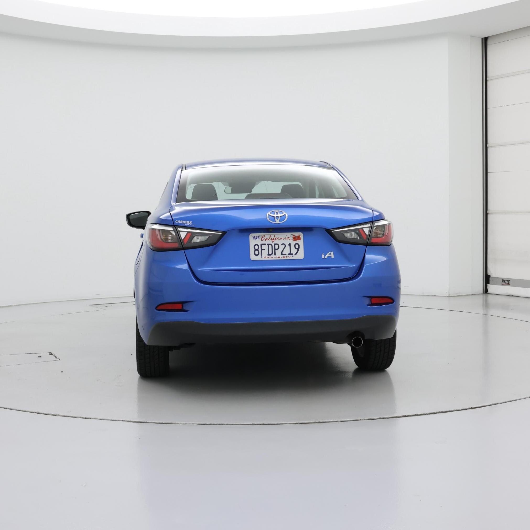 Thumbnail: 2017 Toyota Yaris iA - 6