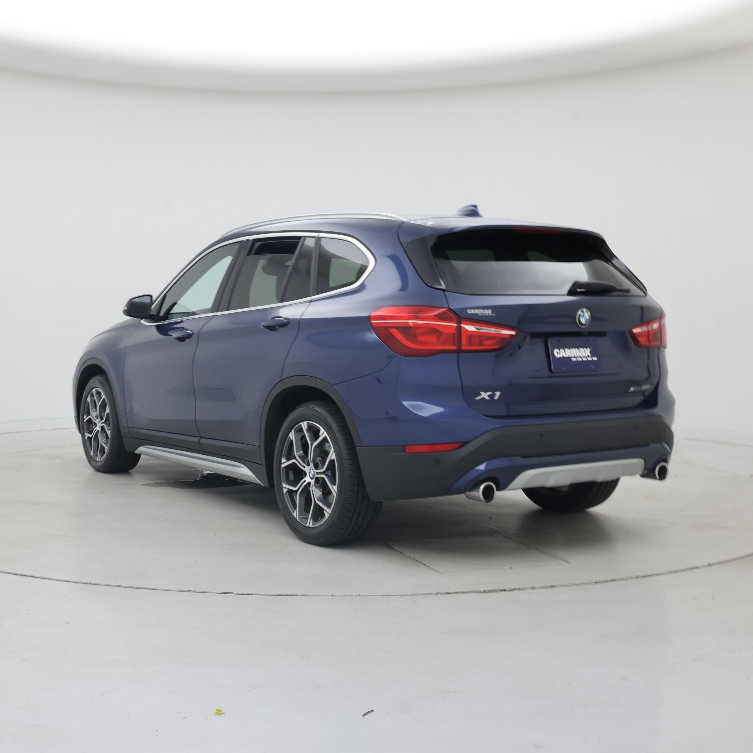Thumbnail: 2021 BMW X1 - 2