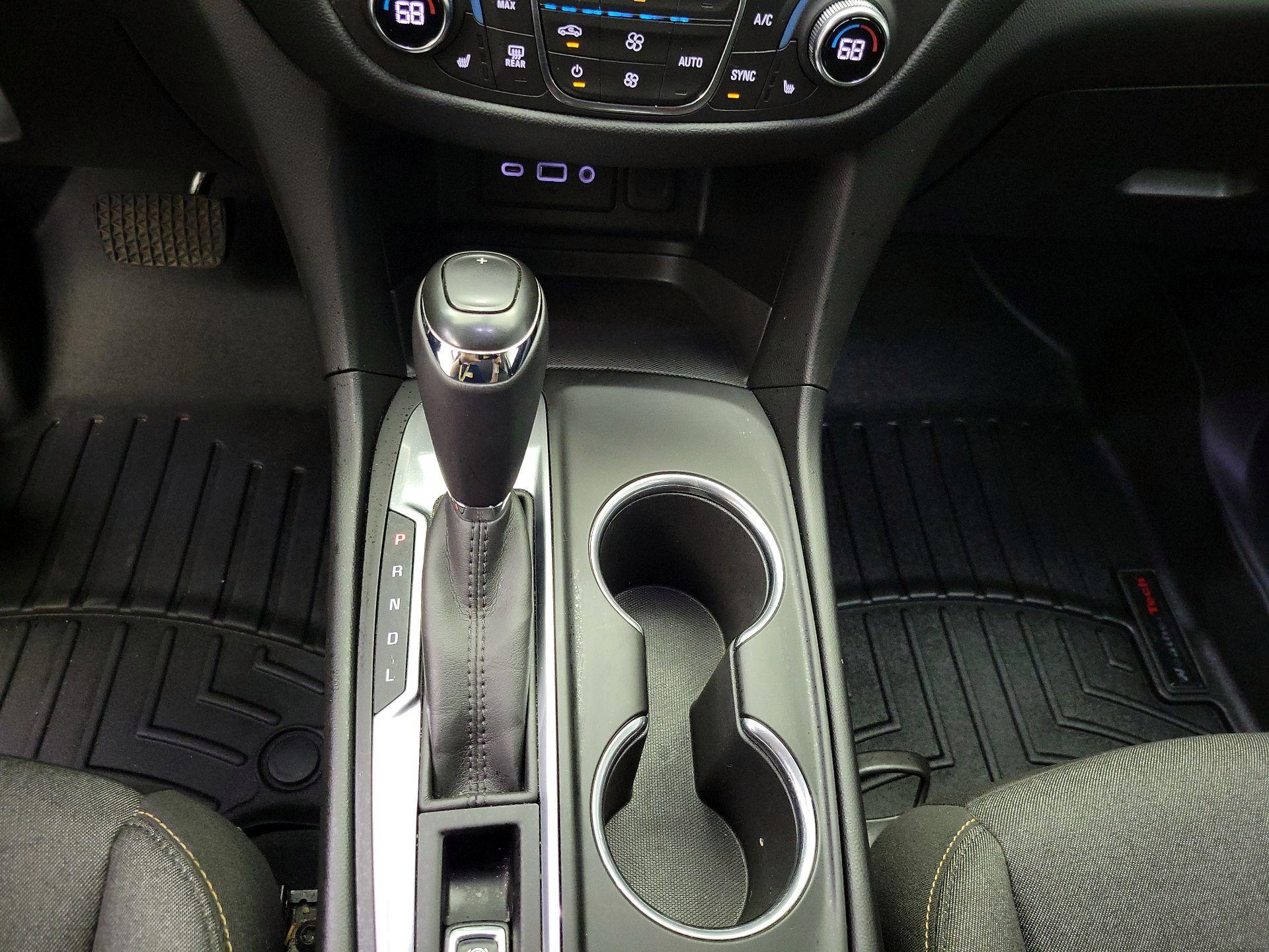 Thumbnail: 2019 Chevrolet Equinox - 17