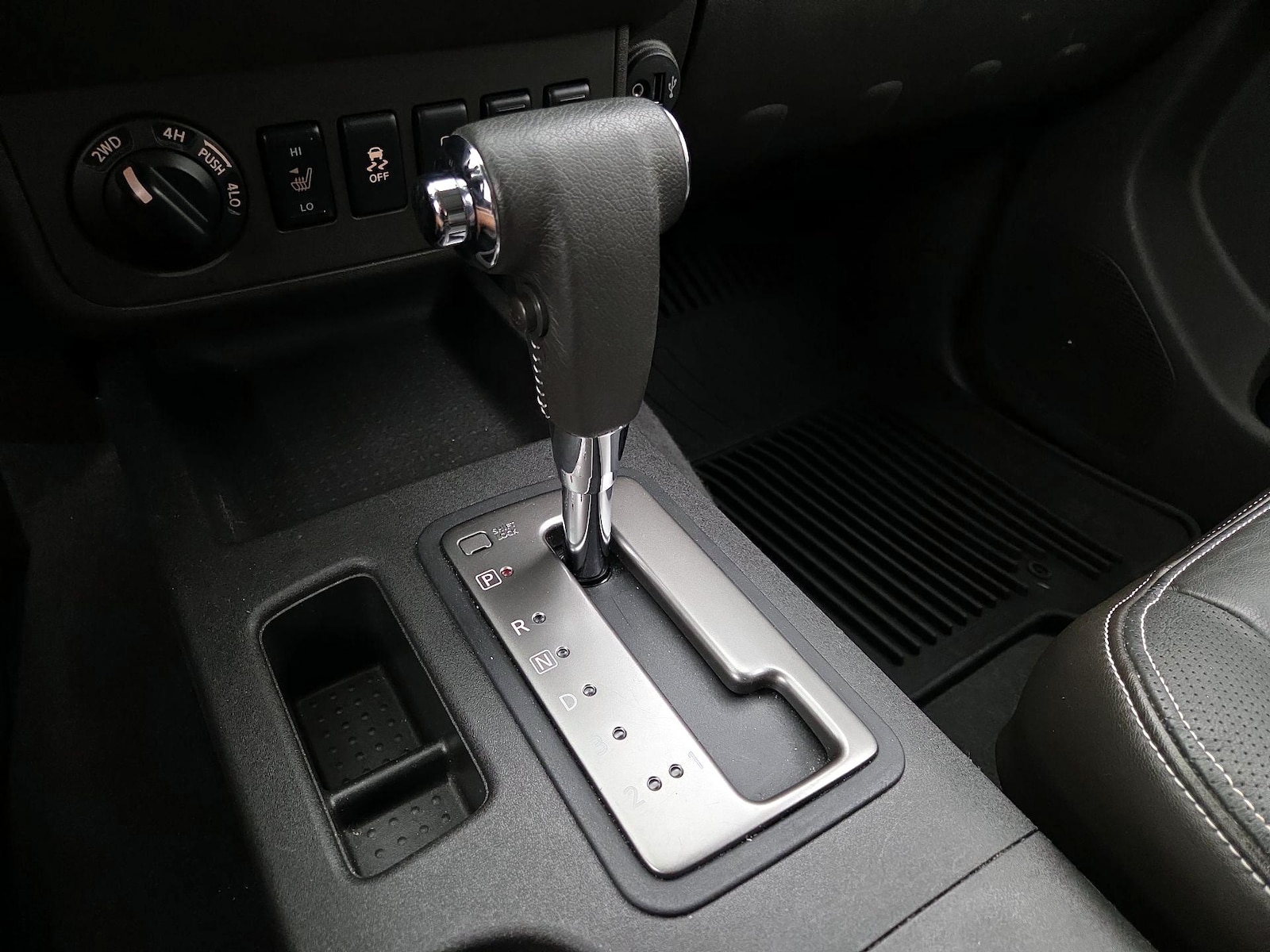 2019 Nissan Frontier PRO-4X - Photo 19