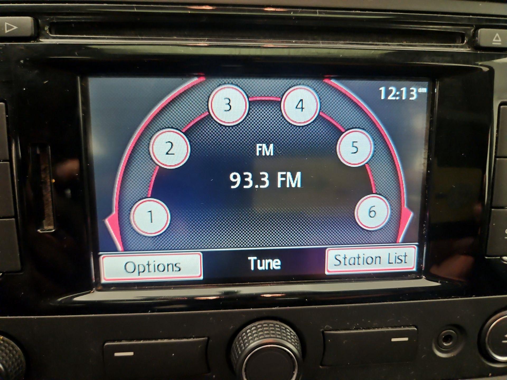 Thumbnail: 2015 Volkswagen Jetta - 13