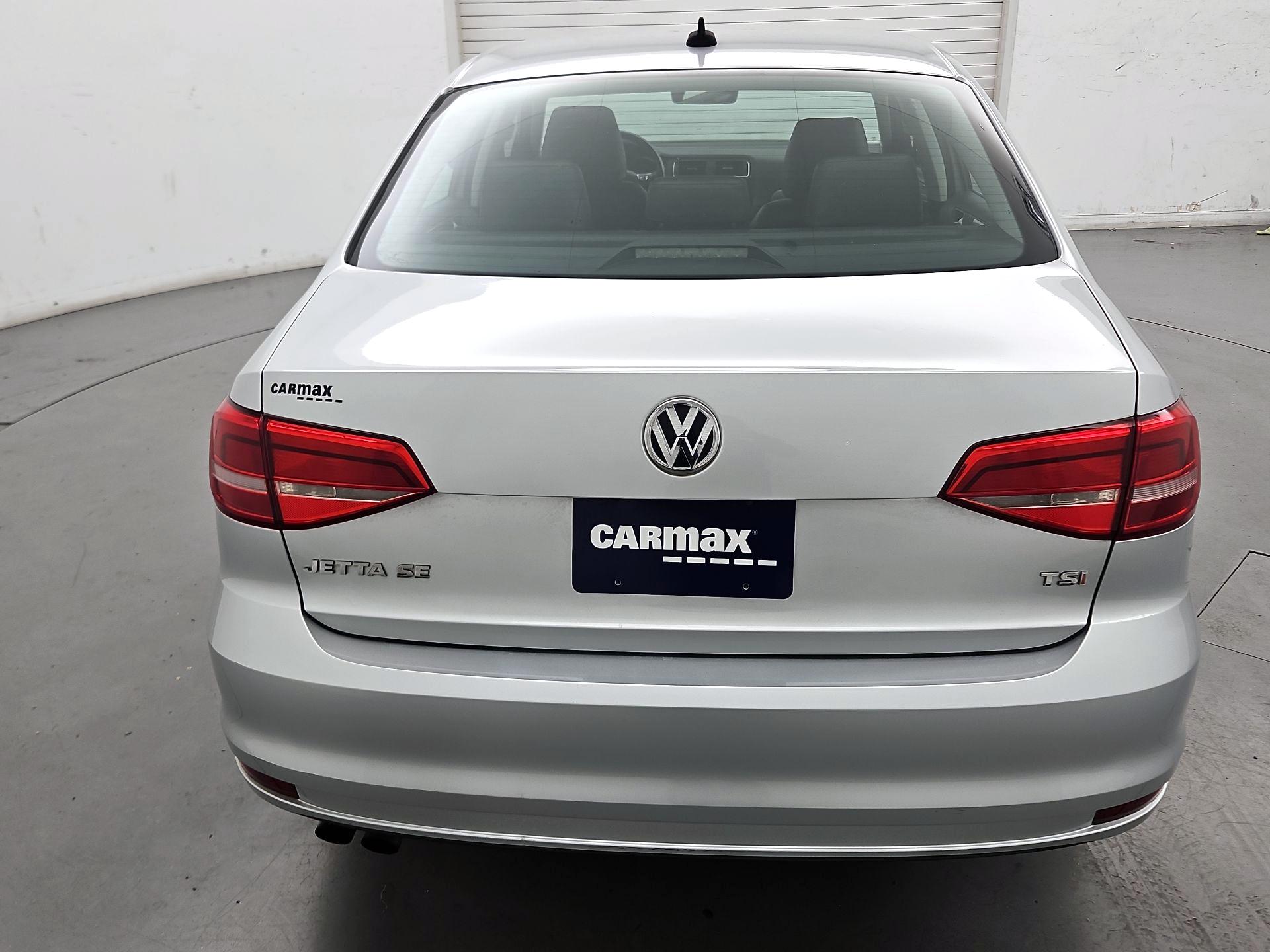 Thumbnail: 2015 Volkswagen Jetta - 6