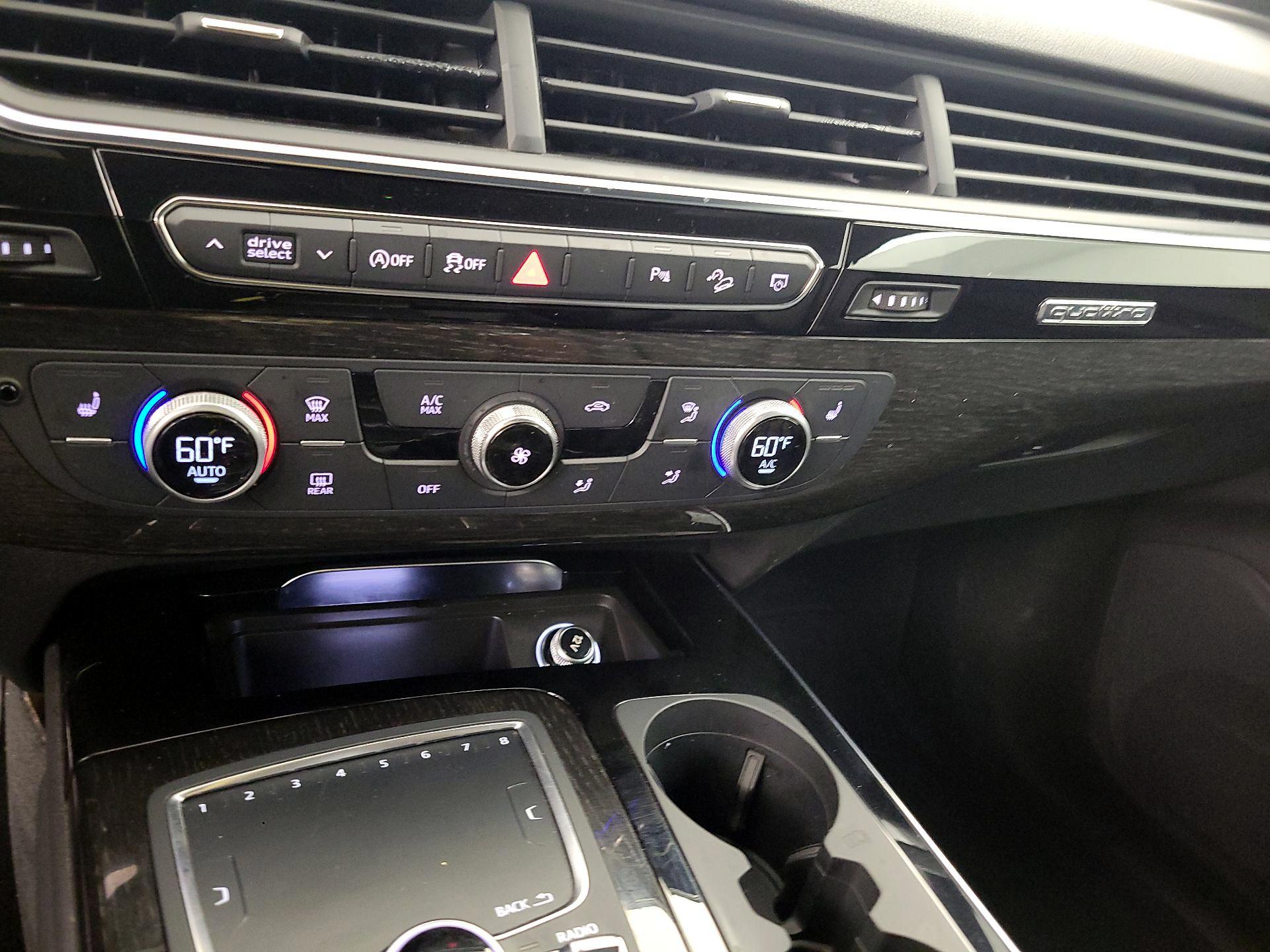 Thumbnail: 2019 Audi Q7 - 16