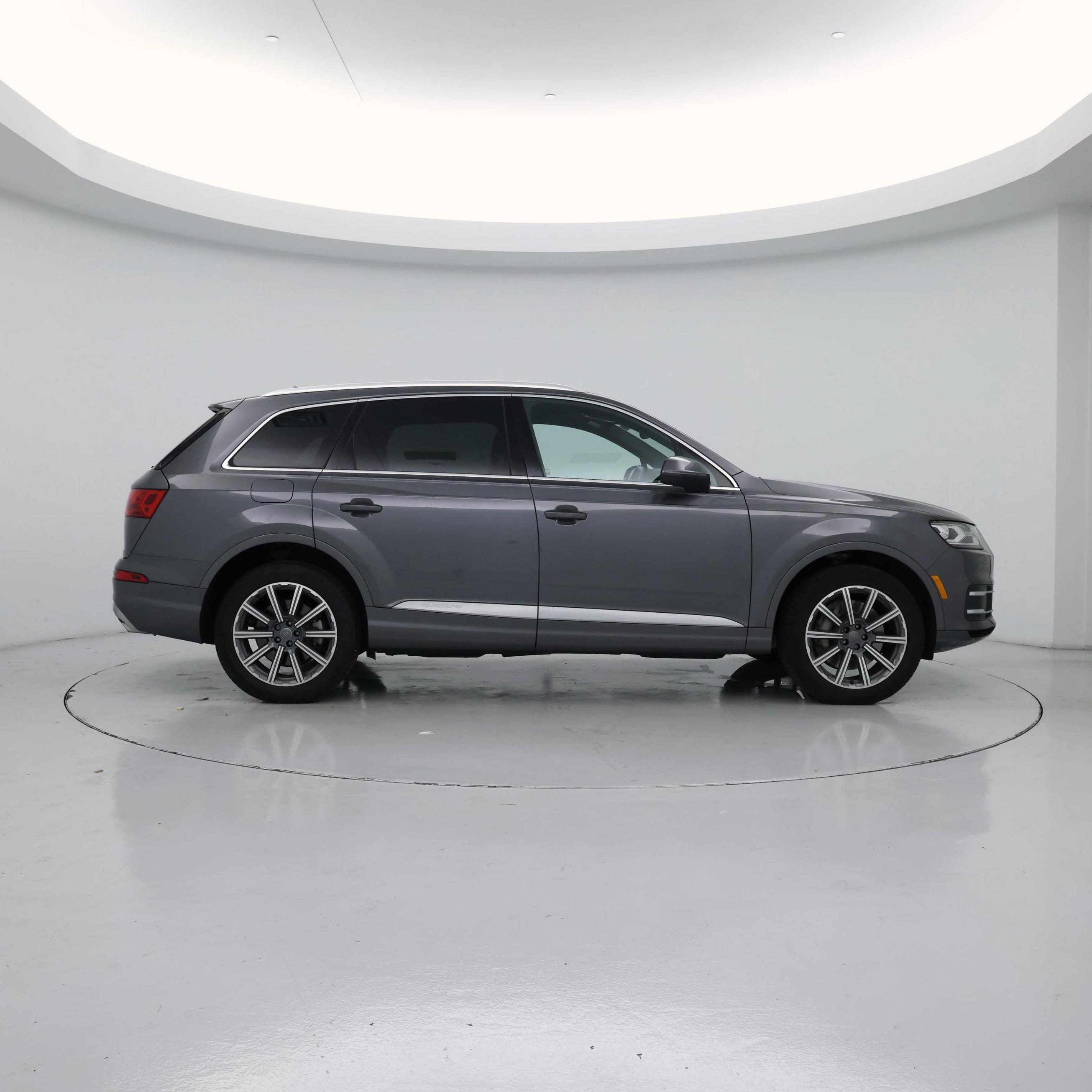Thumbnail: 2019 Audi Q7 - 7
