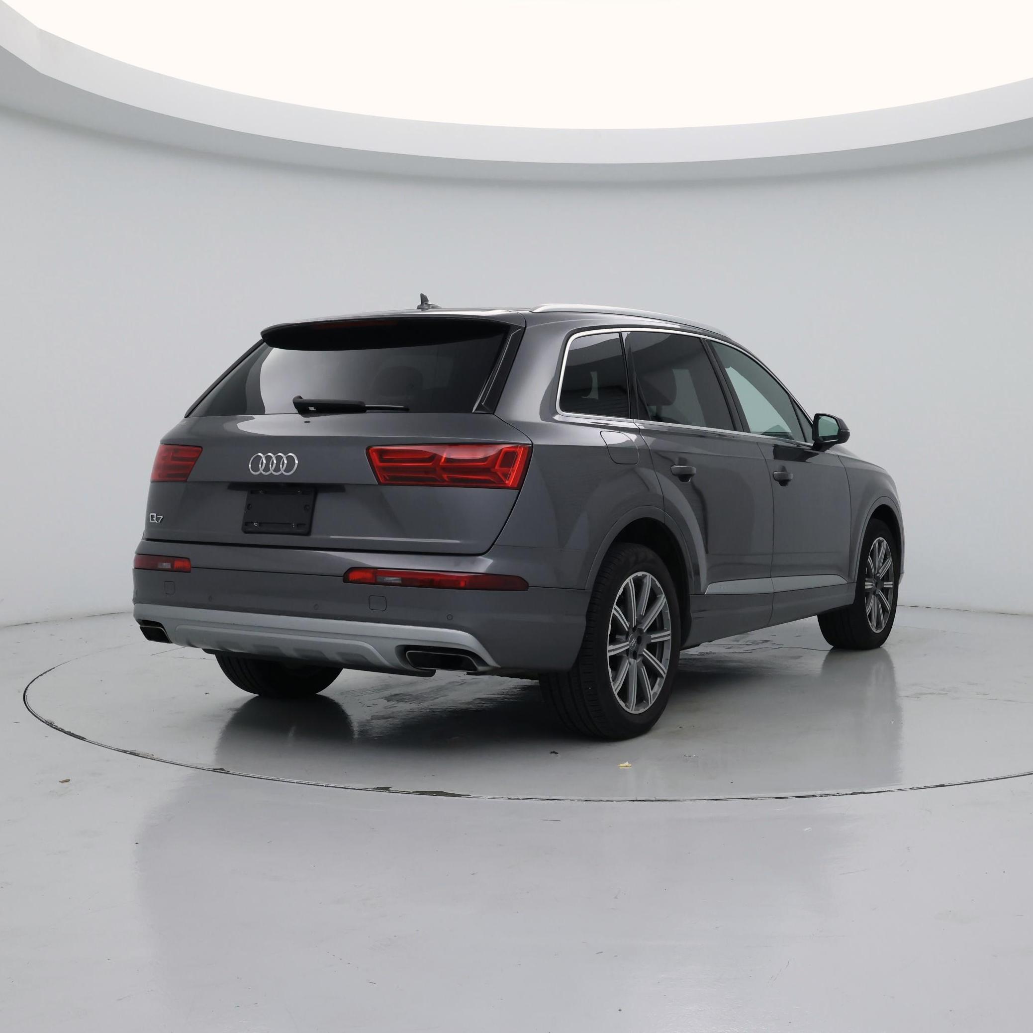 Thumbnail: 2019 Audi Q7 - 8