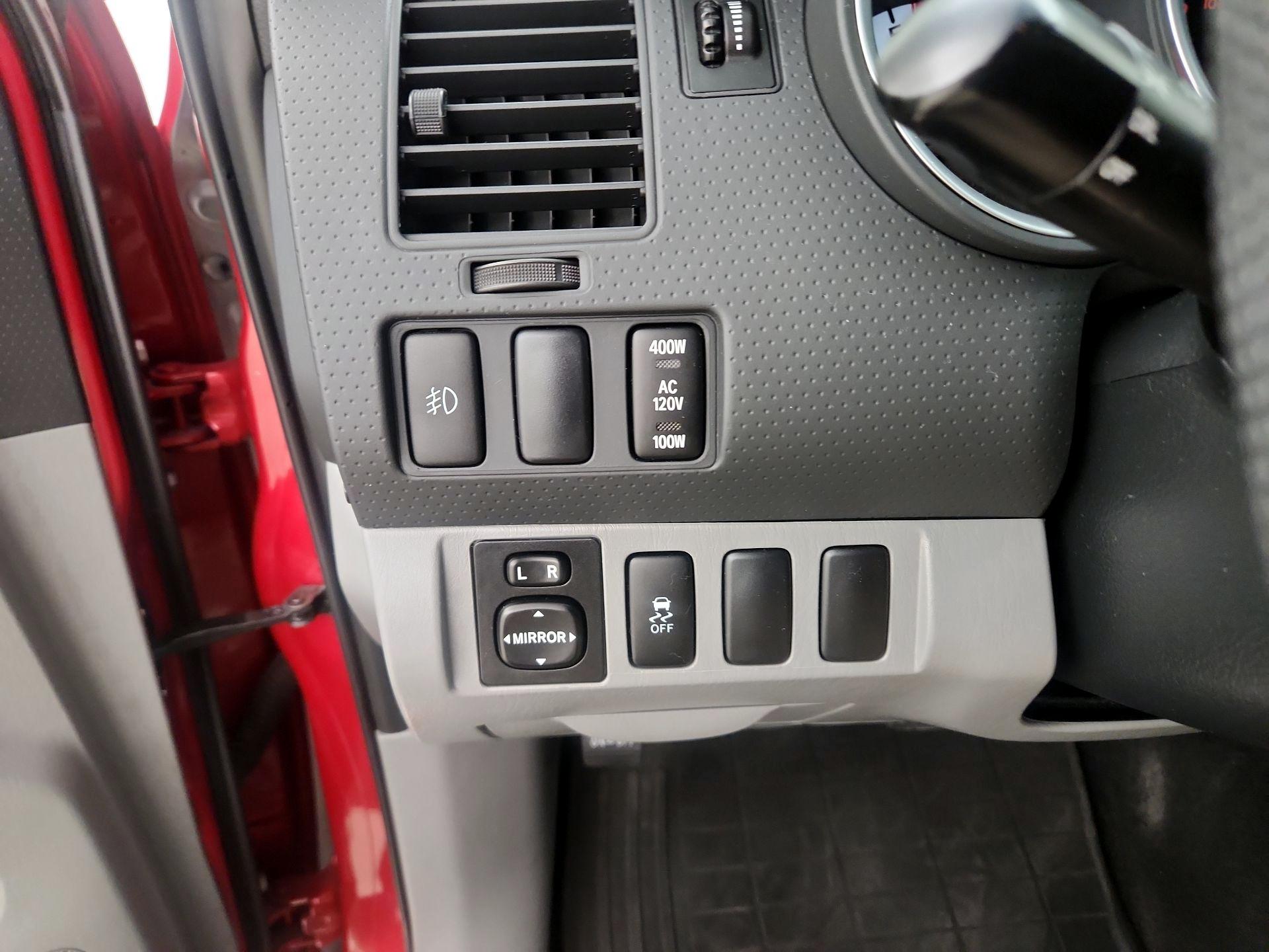 Thumbnail: 2014 Toyota Tacoma - 13