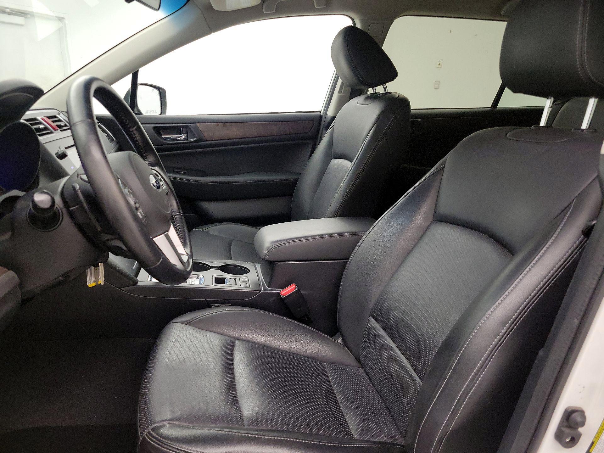 Thumbnail: 2016 Subaru Outback - 11
