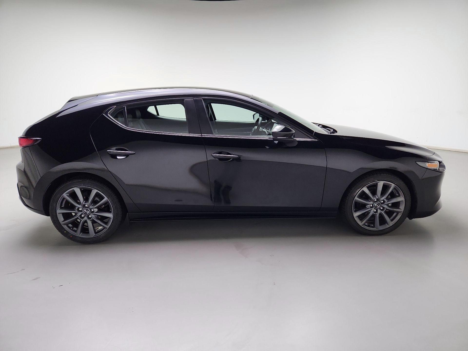 Thumbnail: 2022 Mazda Mazda3 - 4