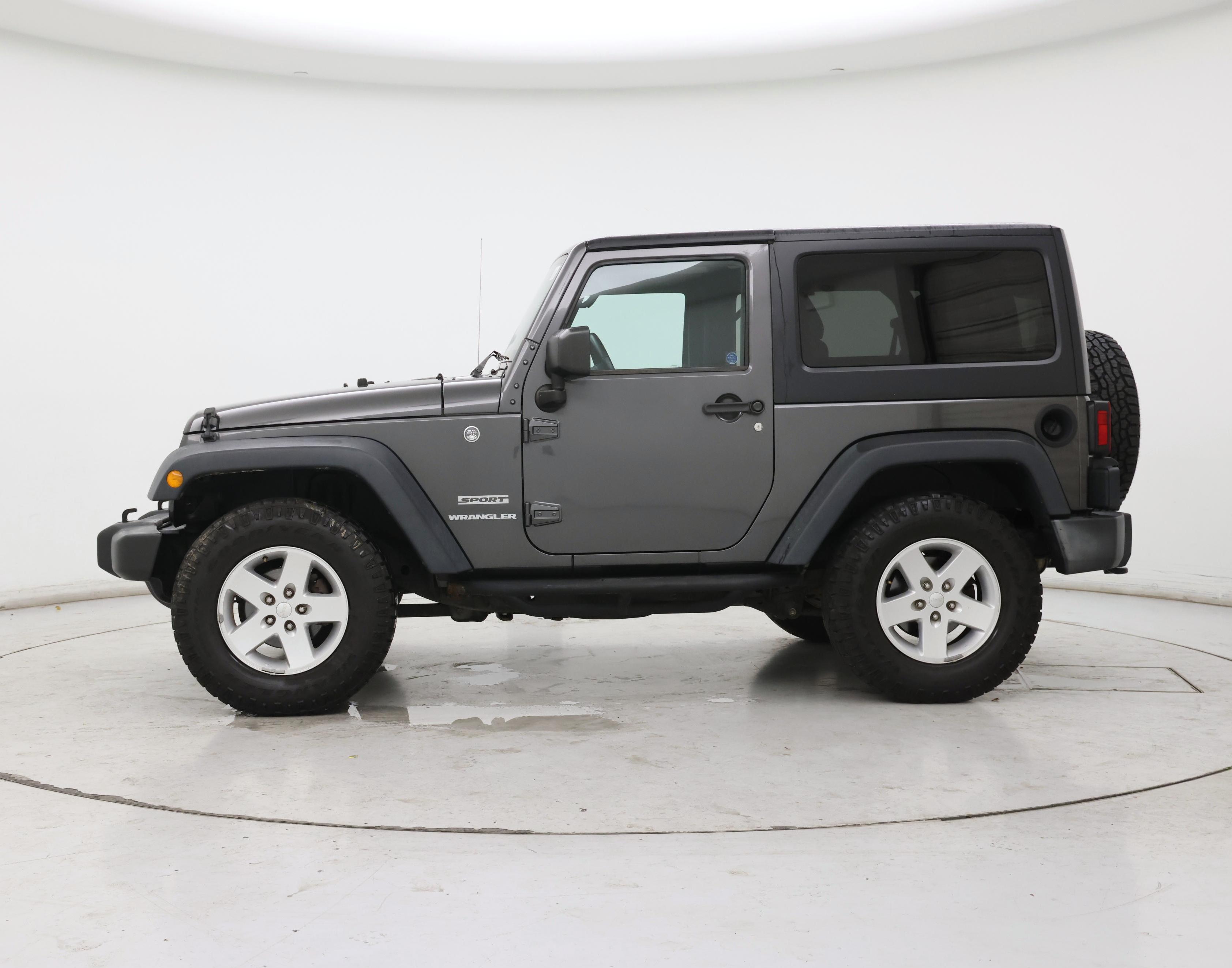 Thumbnail: 2017 Jeep Wrangler - 3