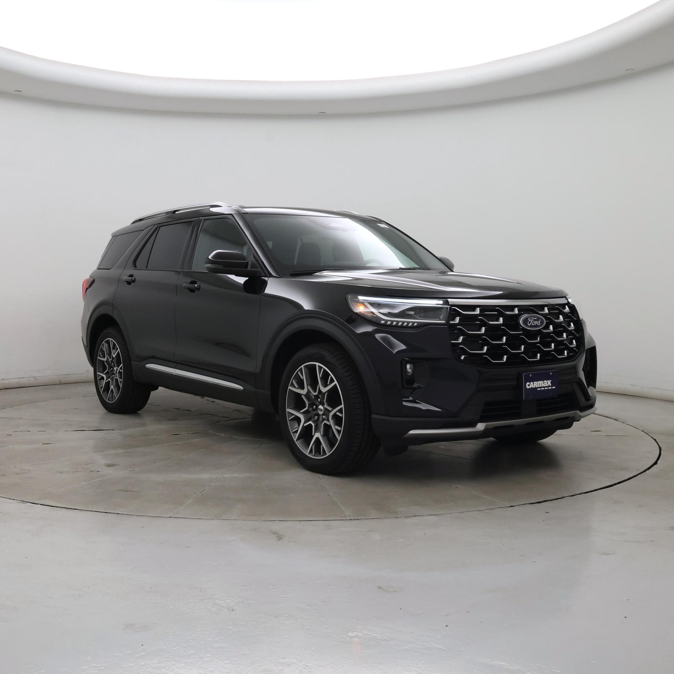  2025 Ford Explorer Platinum AWD   
