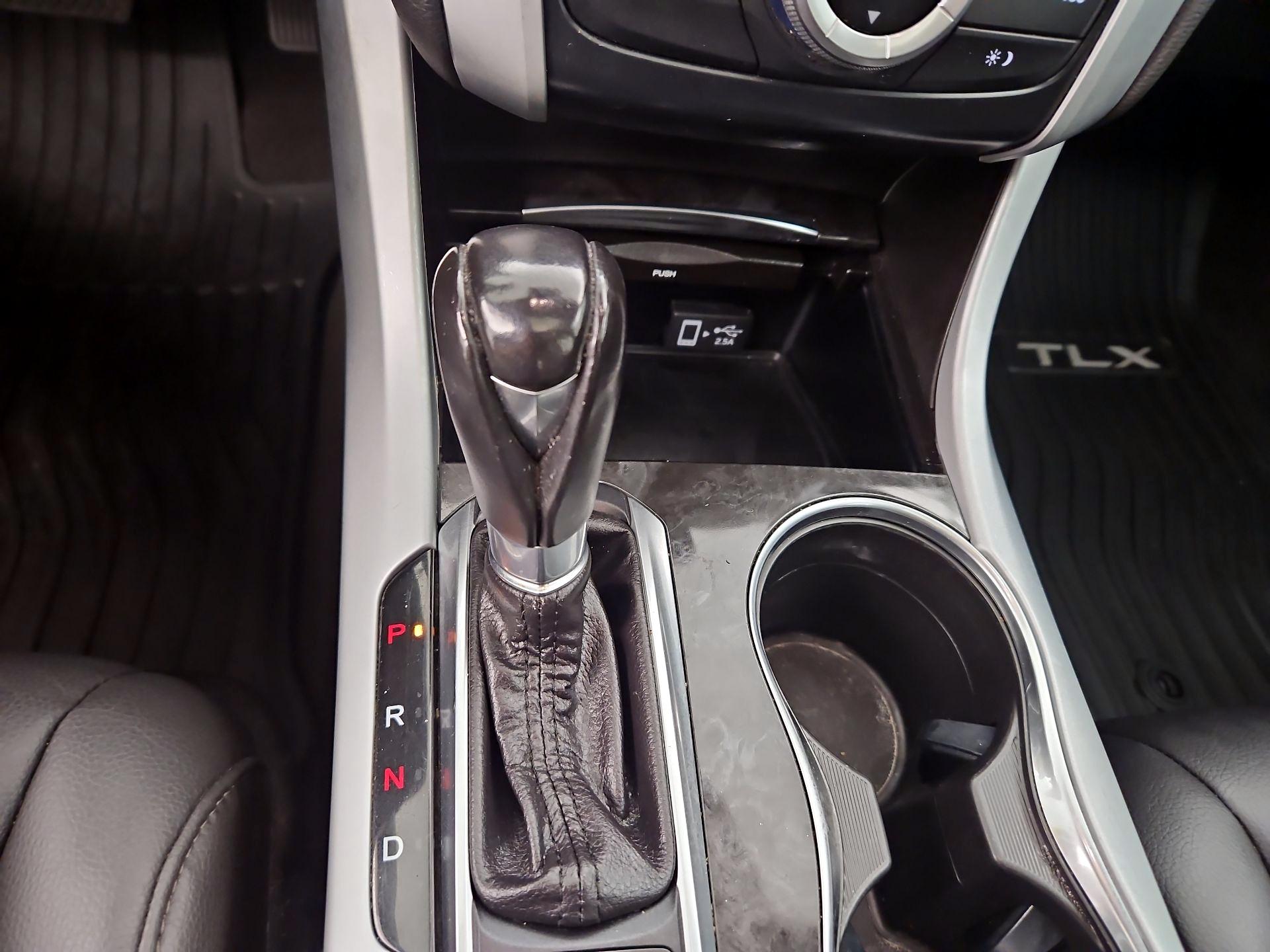 Thumbnail: 2020 Acura TLX - 17