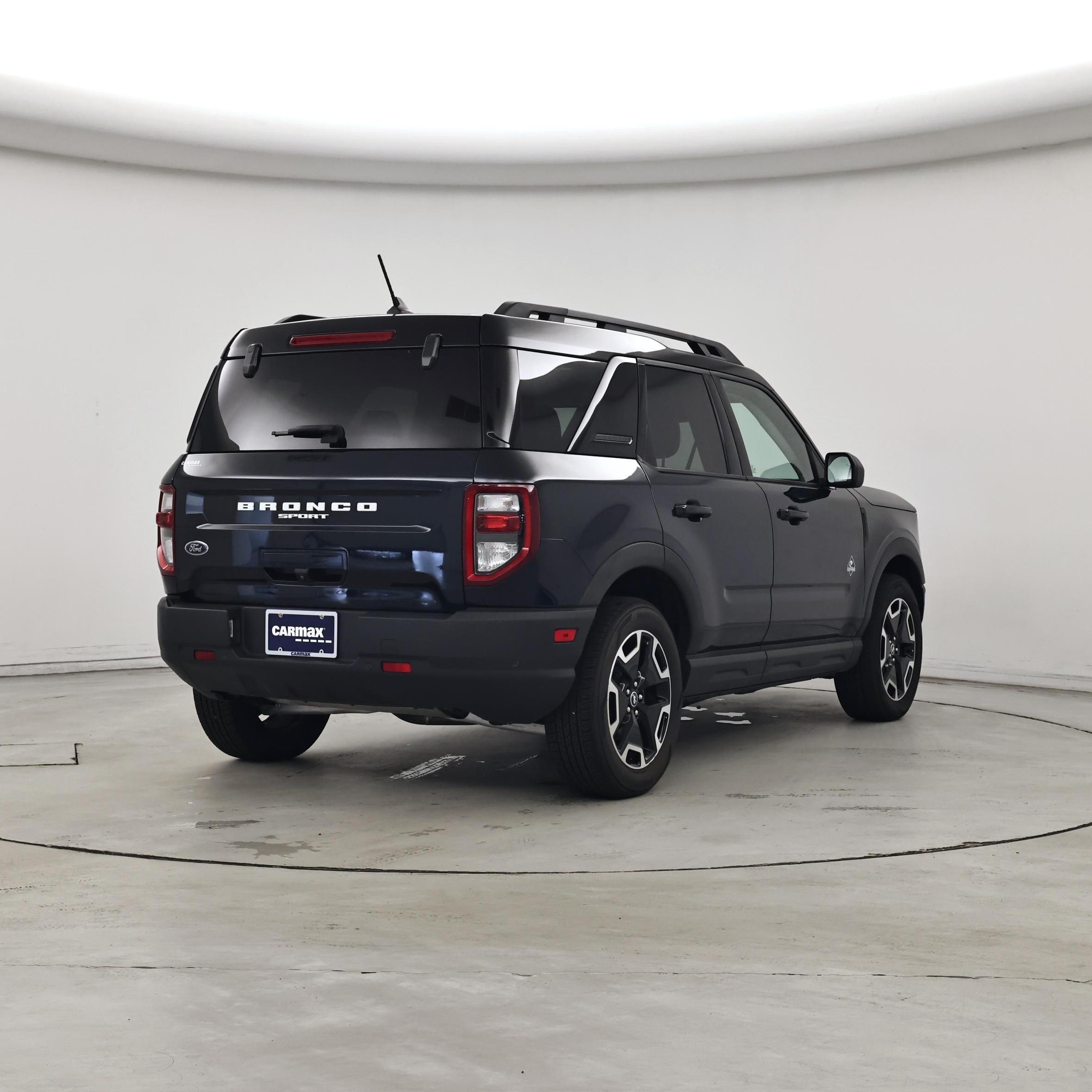 Thumbnail: 2022 Ford Bronco Sport - 8