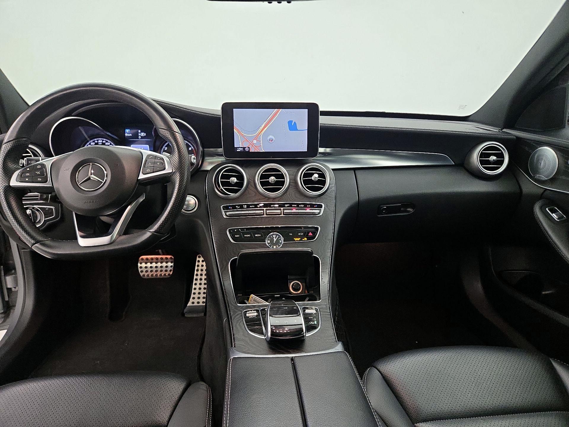 Thumbnail: 2015 Mercedes-Benz C-Class - 9