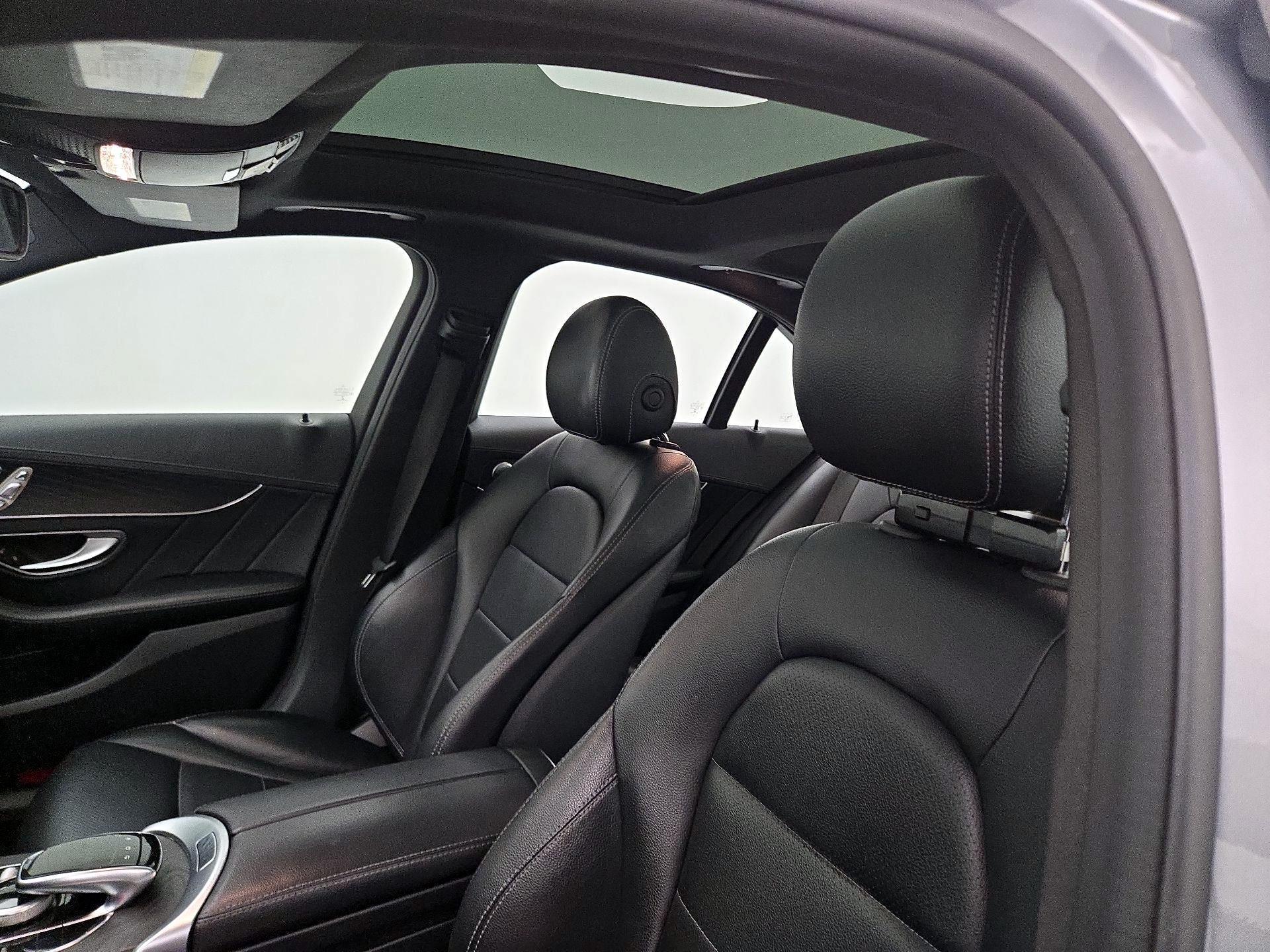 Thumbnail: 2015 Mercedes-Benz C-Class - 20